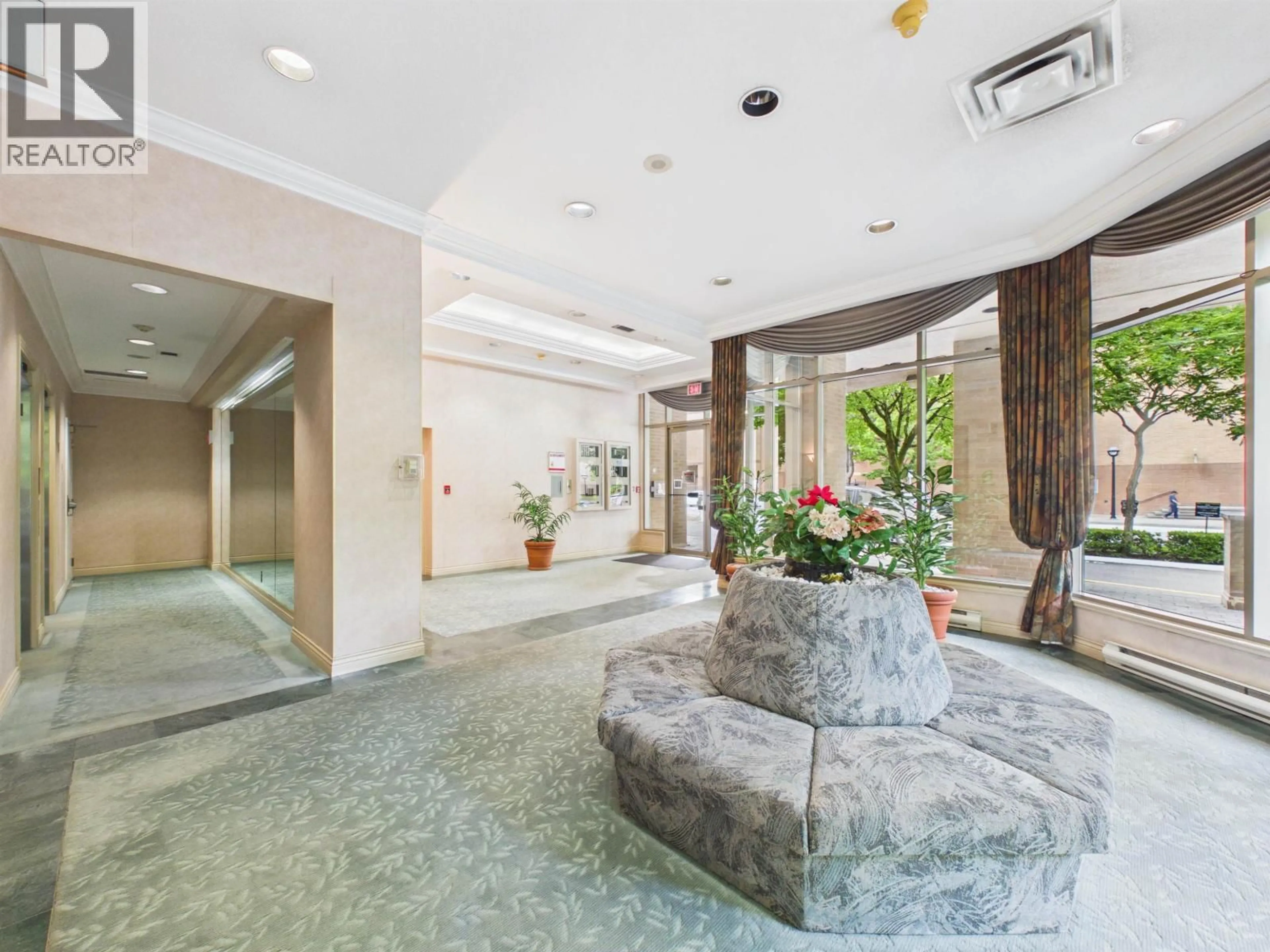 Unknown for 401 - 4830 BENNETT STREET, Burnaby British Columbia V5H4P6