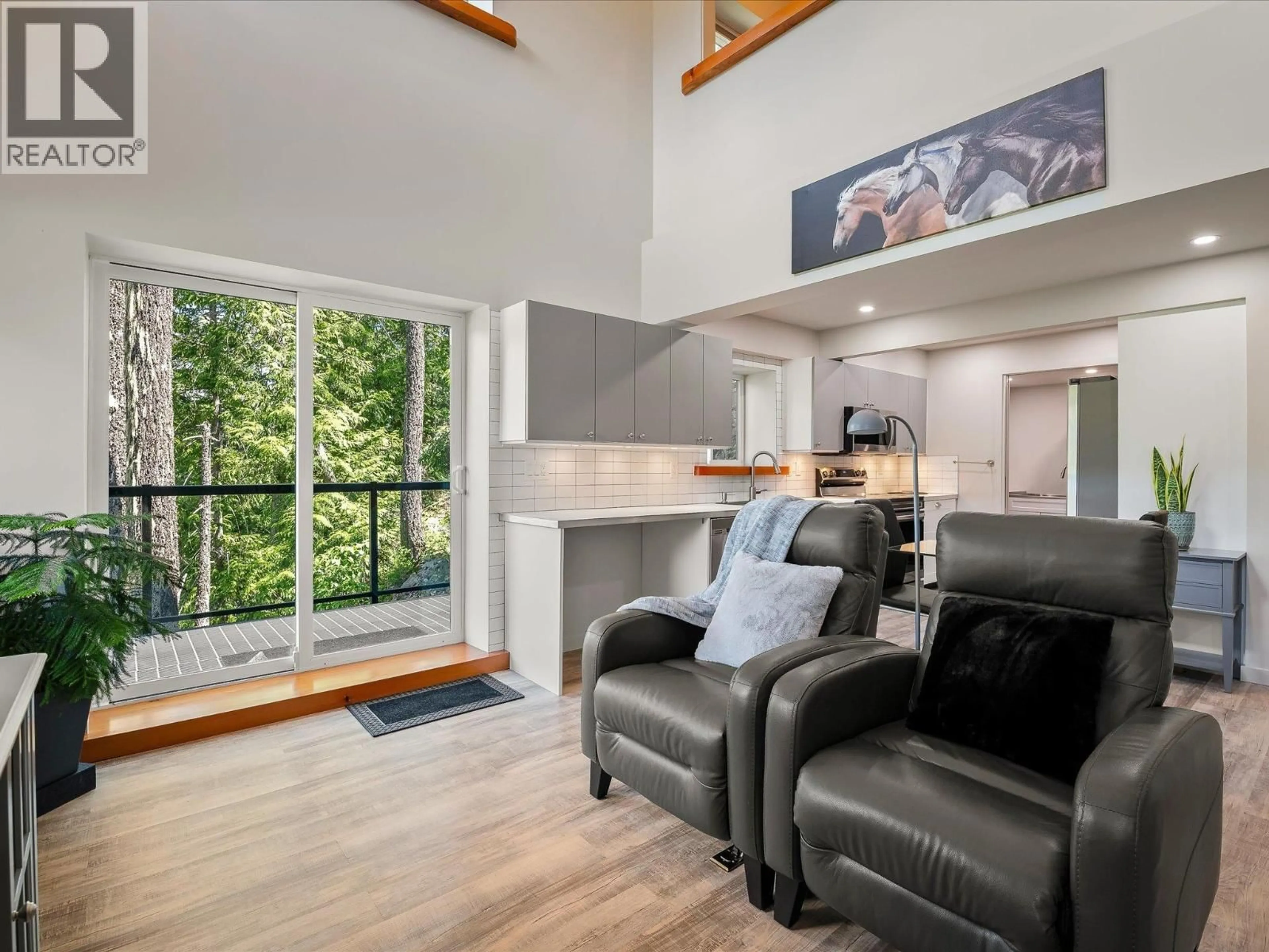 Living room with furniture, unknown for 4 - 1307 EAGLE DRIVE, Pemberton British Columbia V0N2L0
