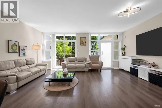 TH16 - 8677 CAPSTAN WAY, Richmond 3