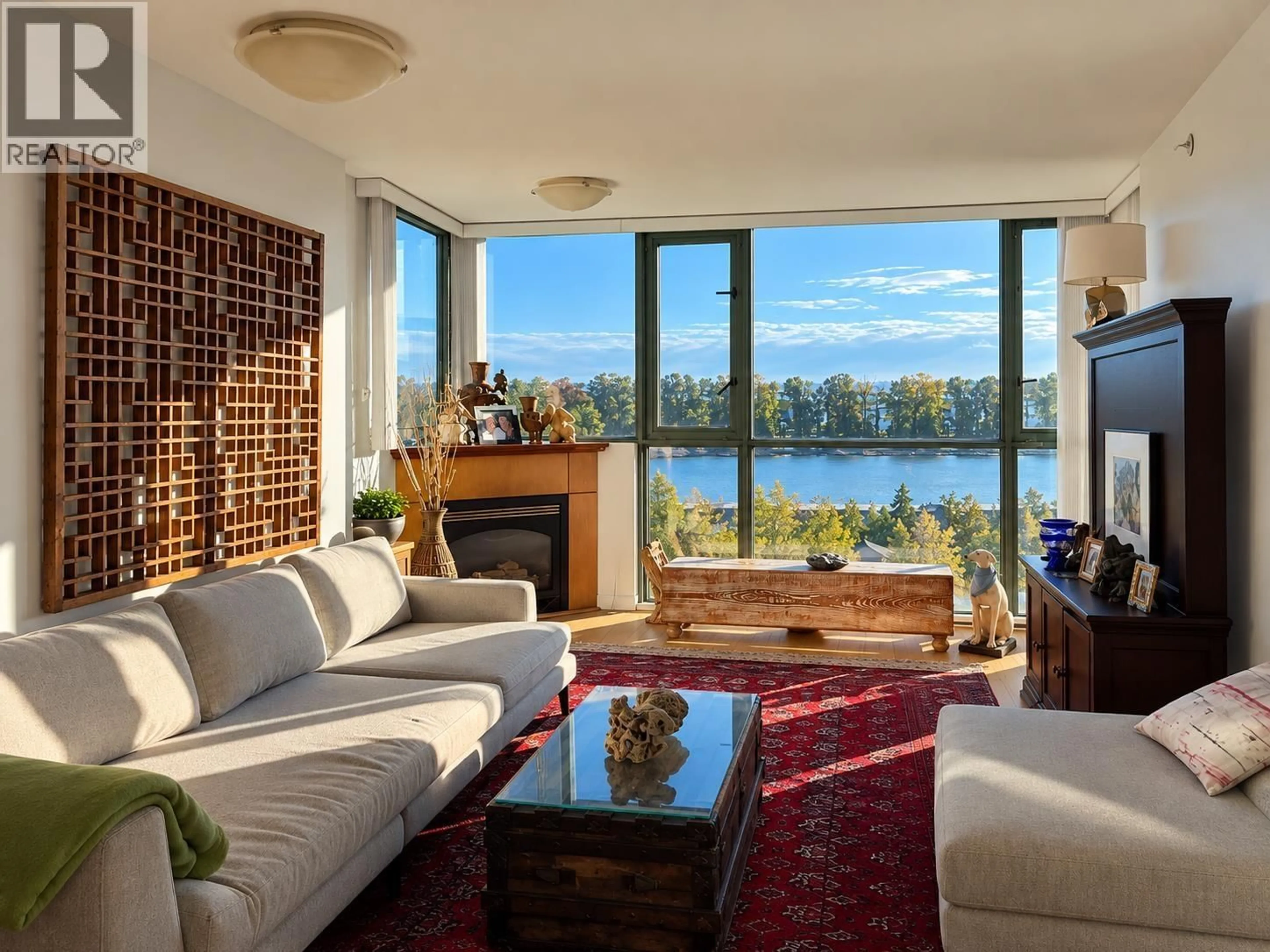 Living room with furniture, unknown for 907 - 2733 CHANDLERY PLACE, Vancouver British Columbia V5S4V3