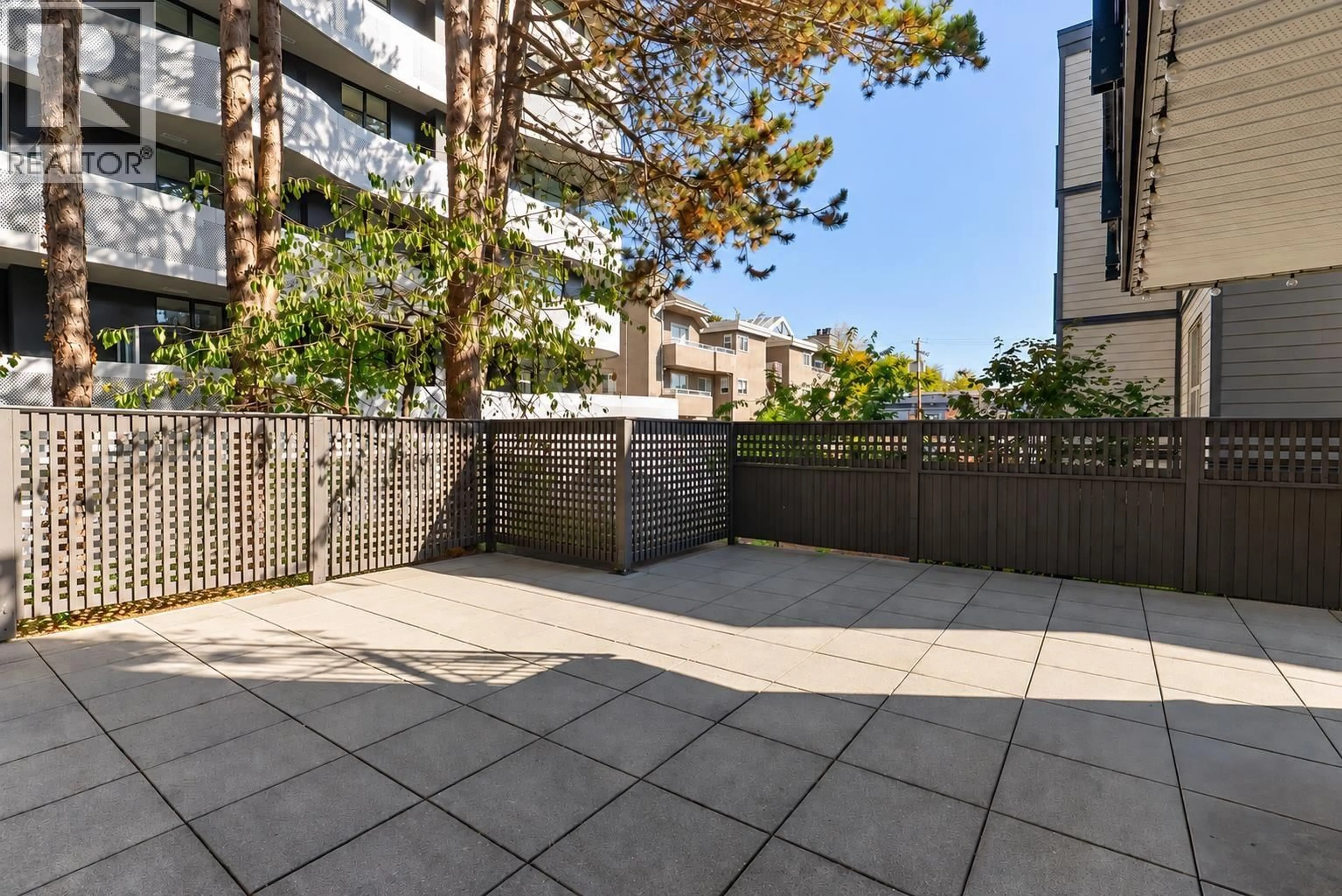 Patio, street for 104 - 555 14TH AVENUE, Vancouver British Columbia V5Z4G8