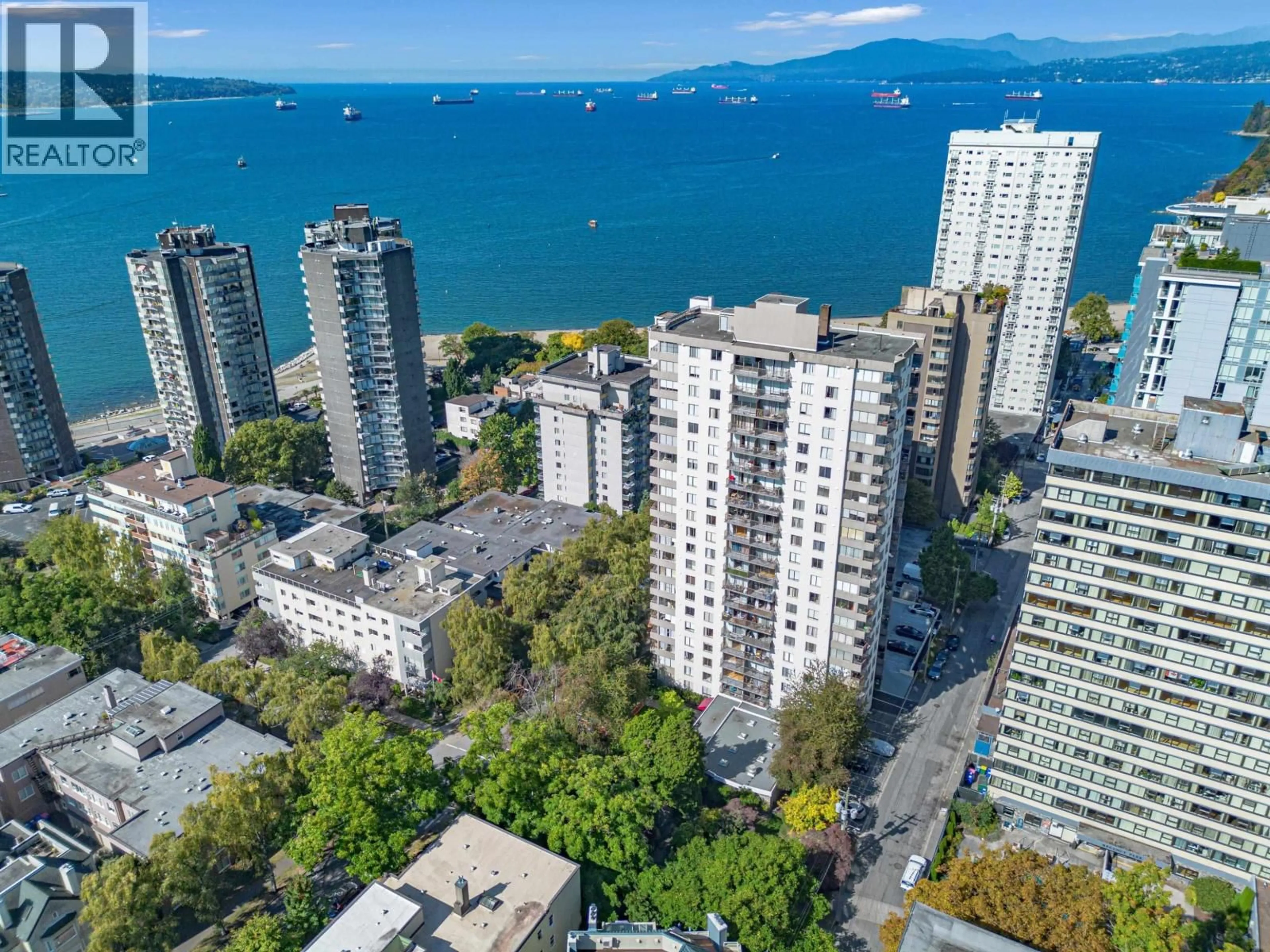 A pic from outside/outdoor area/front of a property/back of a property/a pic from drone, city buildings view from balcony for 906 - 1251 CARDERO STREET, Vancouver British Columbia V6G2H9