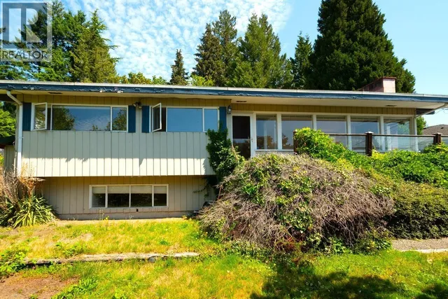 1241 NEPAL CRESCENT, West Vancouver 3