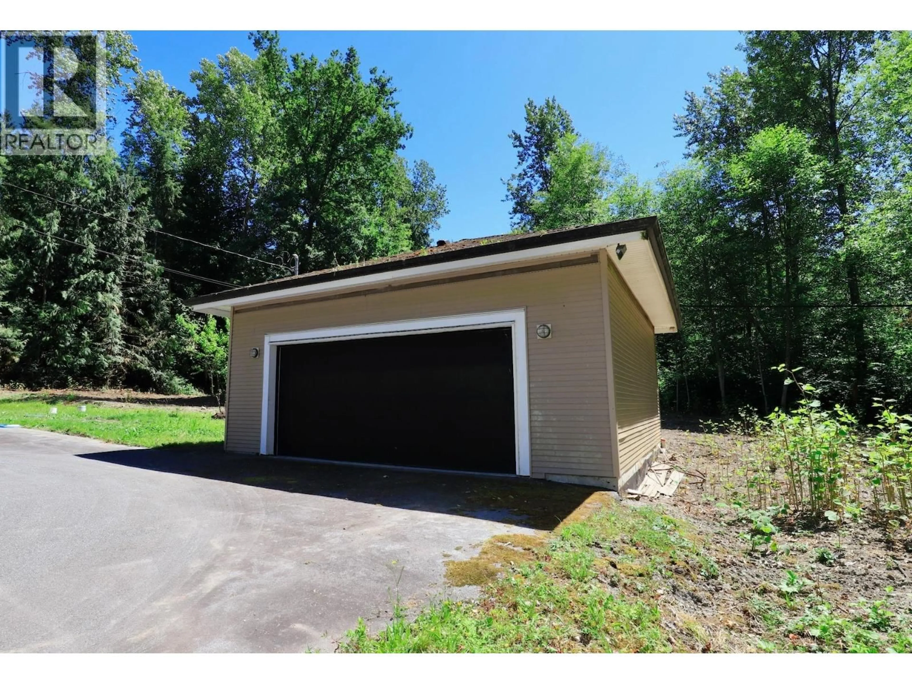 Indoor garage for 25982 DEWDNEY TRUNK ROAD, Maple Ridge British Columbia V4R1Y4