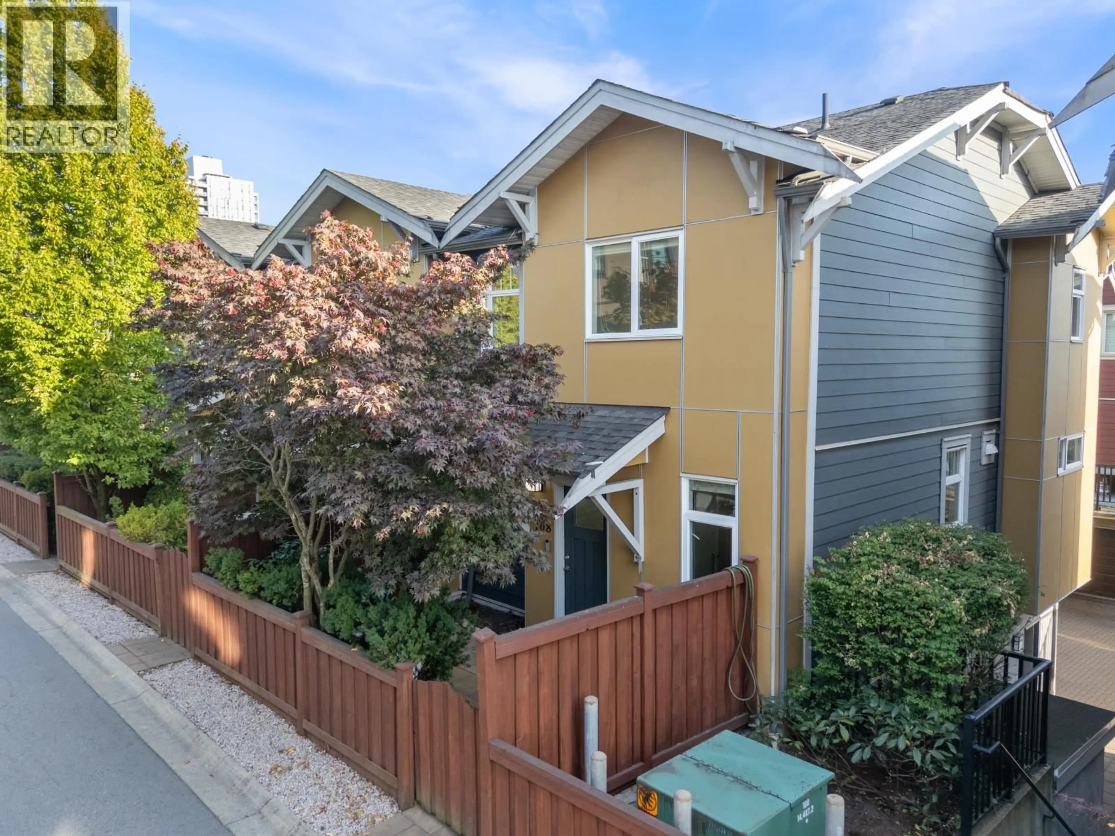 A pic from outside/outdoor area/front of a property/back of a property/a pic from drone, street for 108 - 801 RODERICK AVENUE, Coquitlam British Columbia V3K1P7