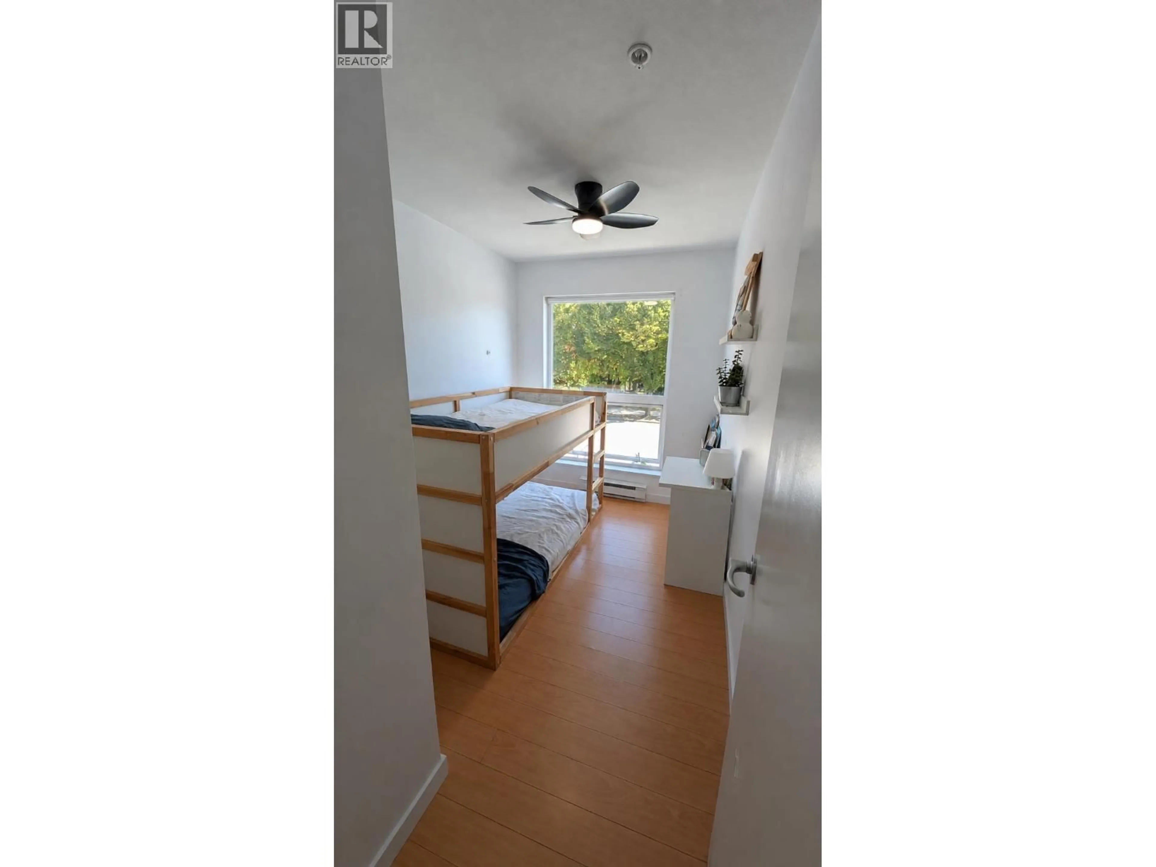 A pic of a room for 210 - 2891 HASTINGS STREET, Vancouver British Columbia V5K5J8