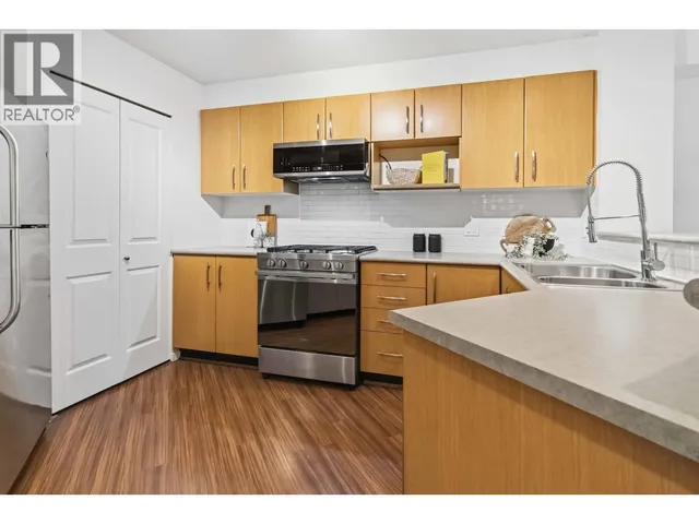 109 - 300 KLAHANIE DRIVE, Port Moody 5