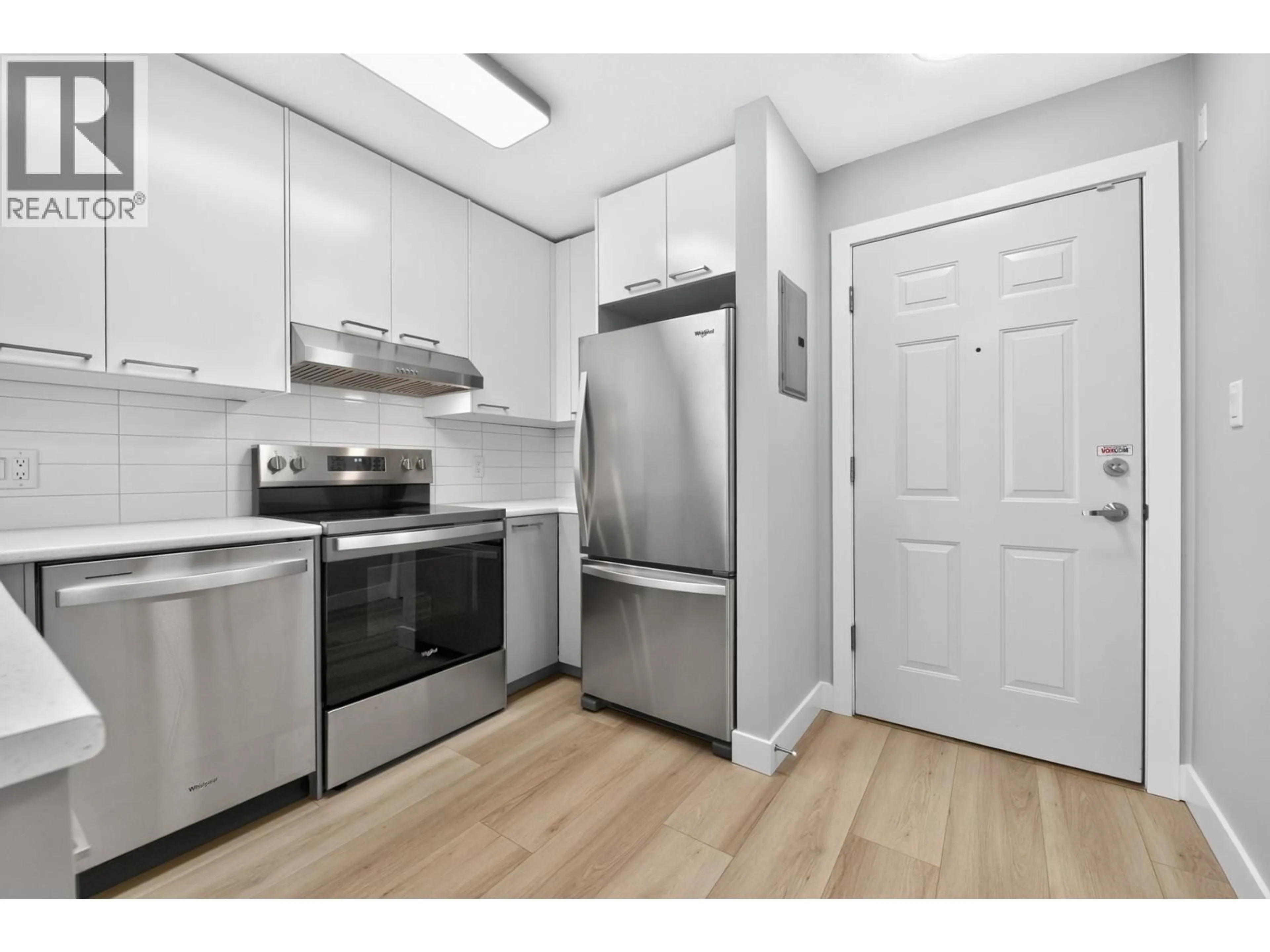Standard kitchen, unknown for 251 - 5880 DOVER CRESCENT, Richmond British Columbia V7C5P5