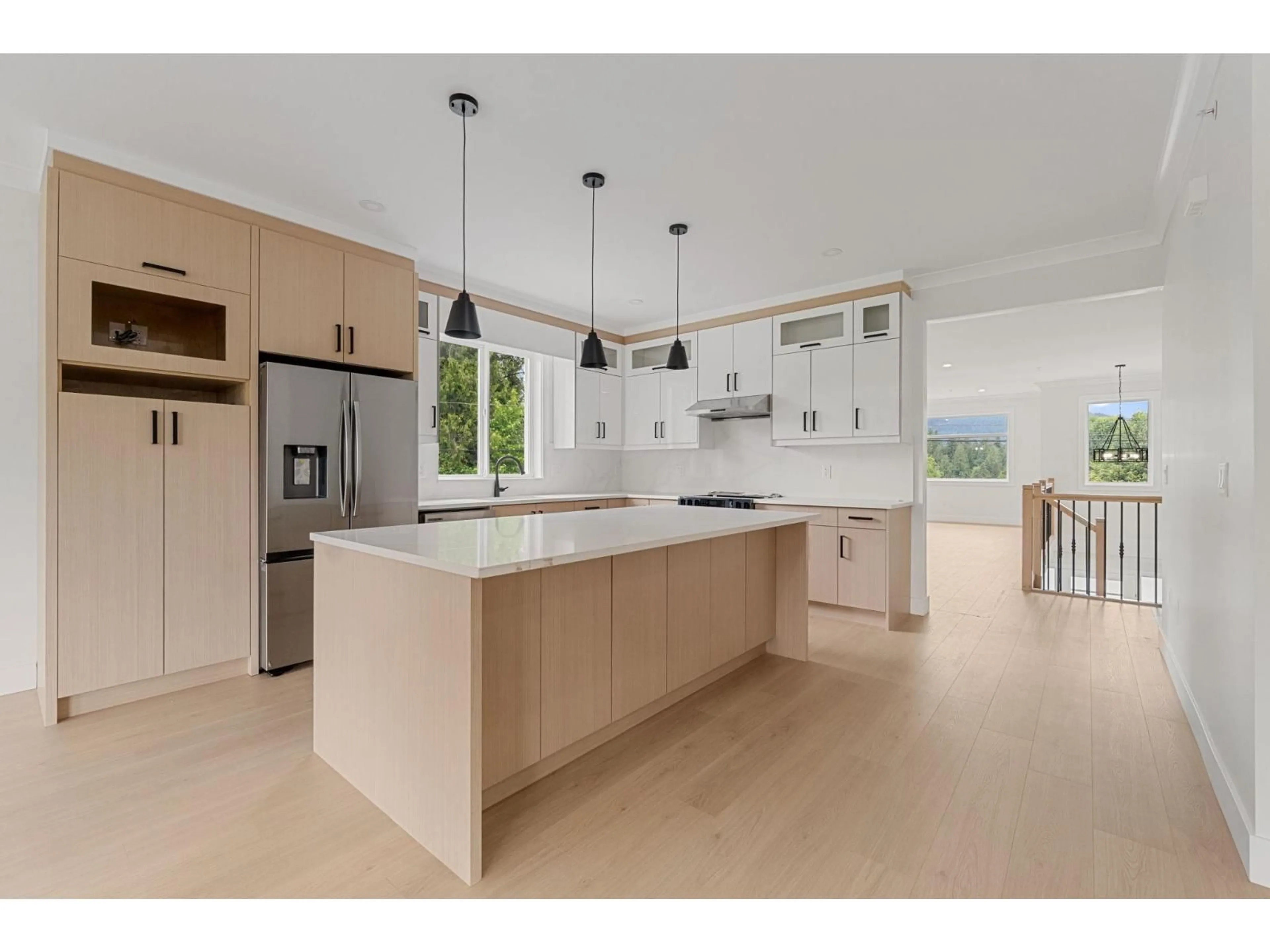 Open concept kitchen, unknown for 33664 DEWDNEY TRUNK ROAD, Mission British Columbia V2V6Y4