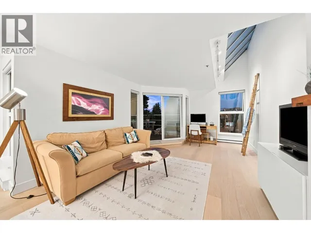 2240 YORK AVENUE, Vancouver 5