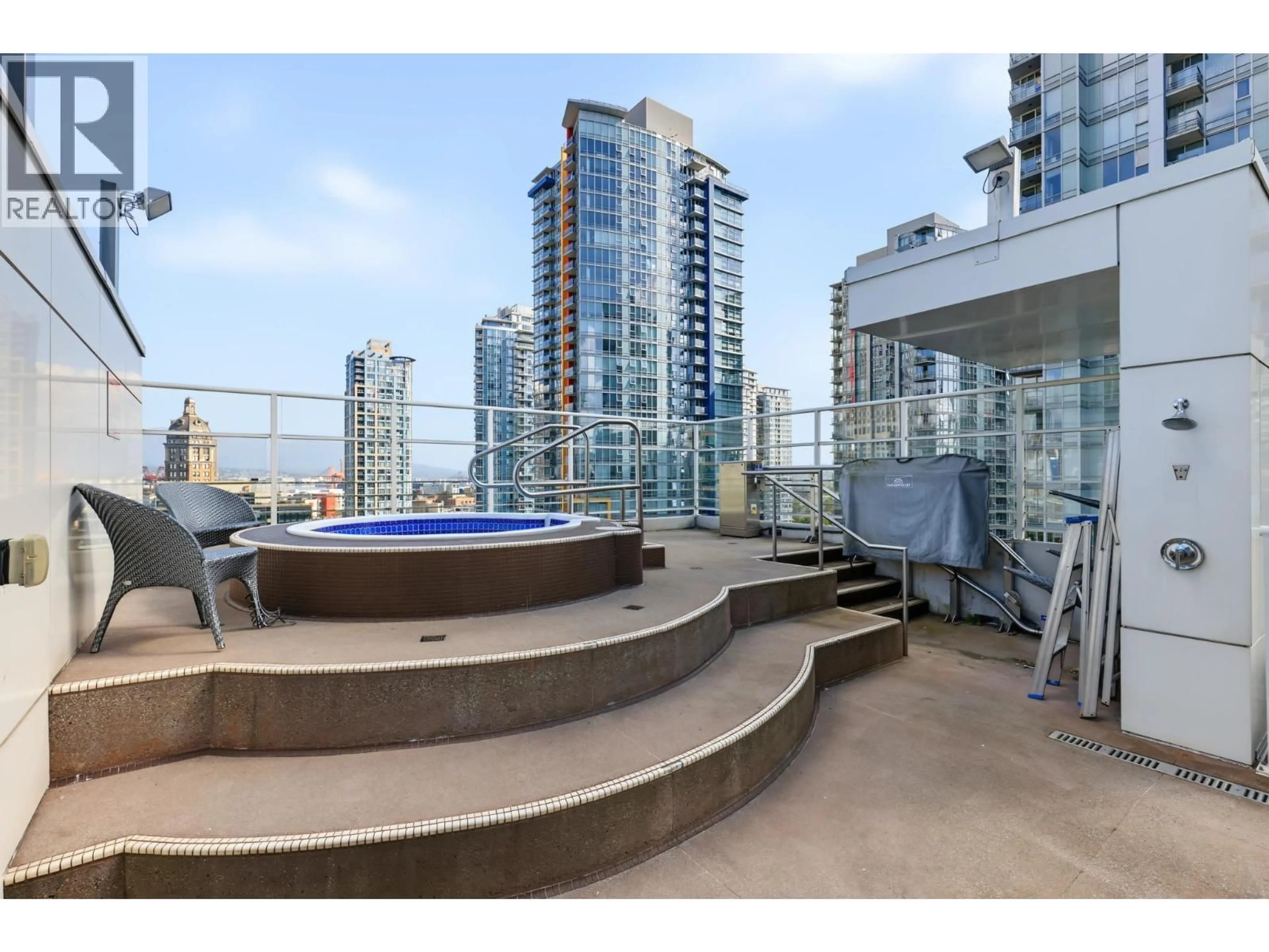 Patio, city buildings view from balcony for 315 - 161 GEORGIA STREET, Vancouver British Columbia V6B4P4