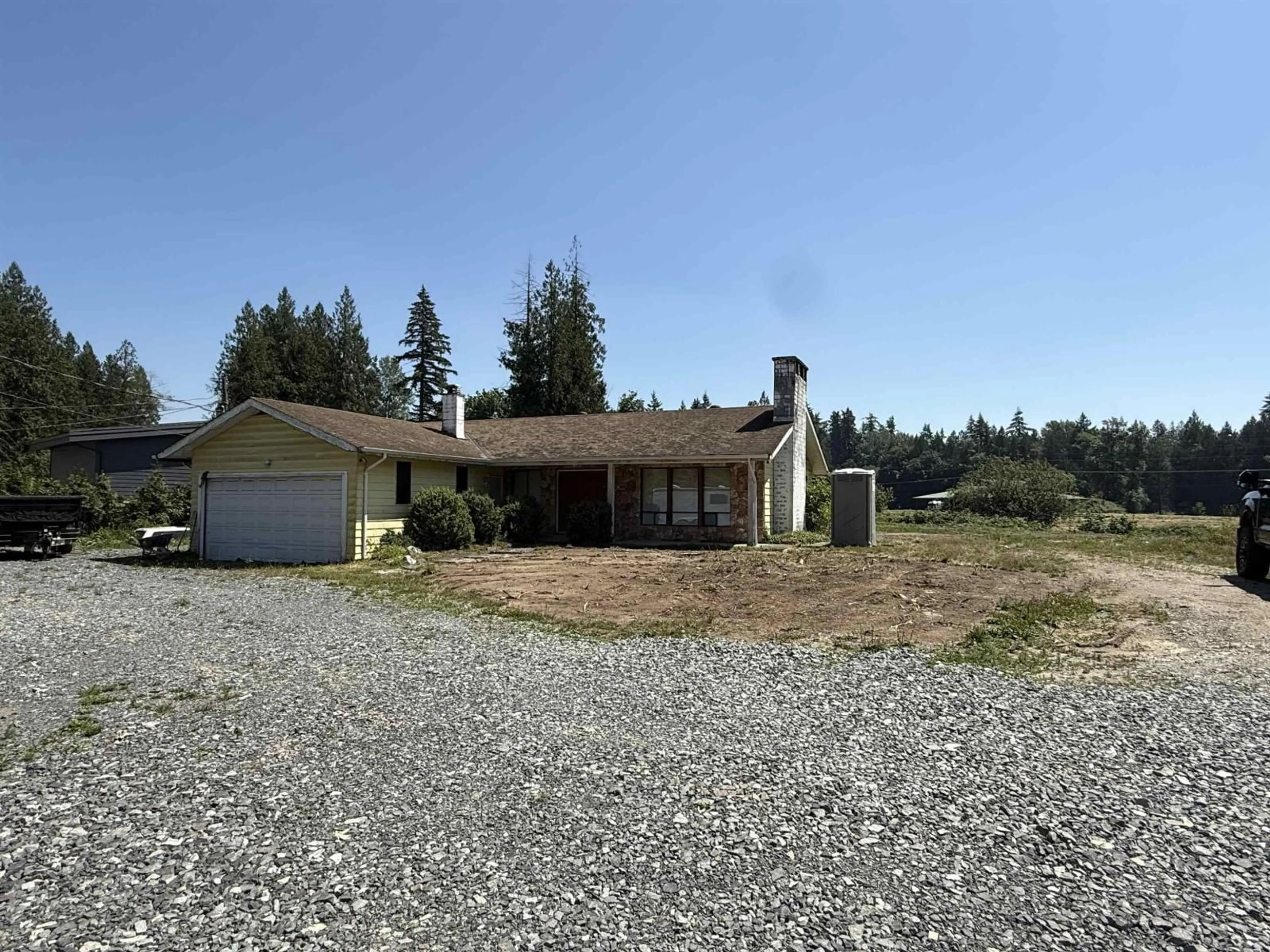 A pic from outside/outdoor area/front of a property/back of a property/a pic from drone, unknown for 22134 96 AVENUE, Langley British Columbia V1M3T8