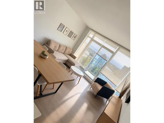 2201 - 618 CARNARVON STREET, New Westminster 3