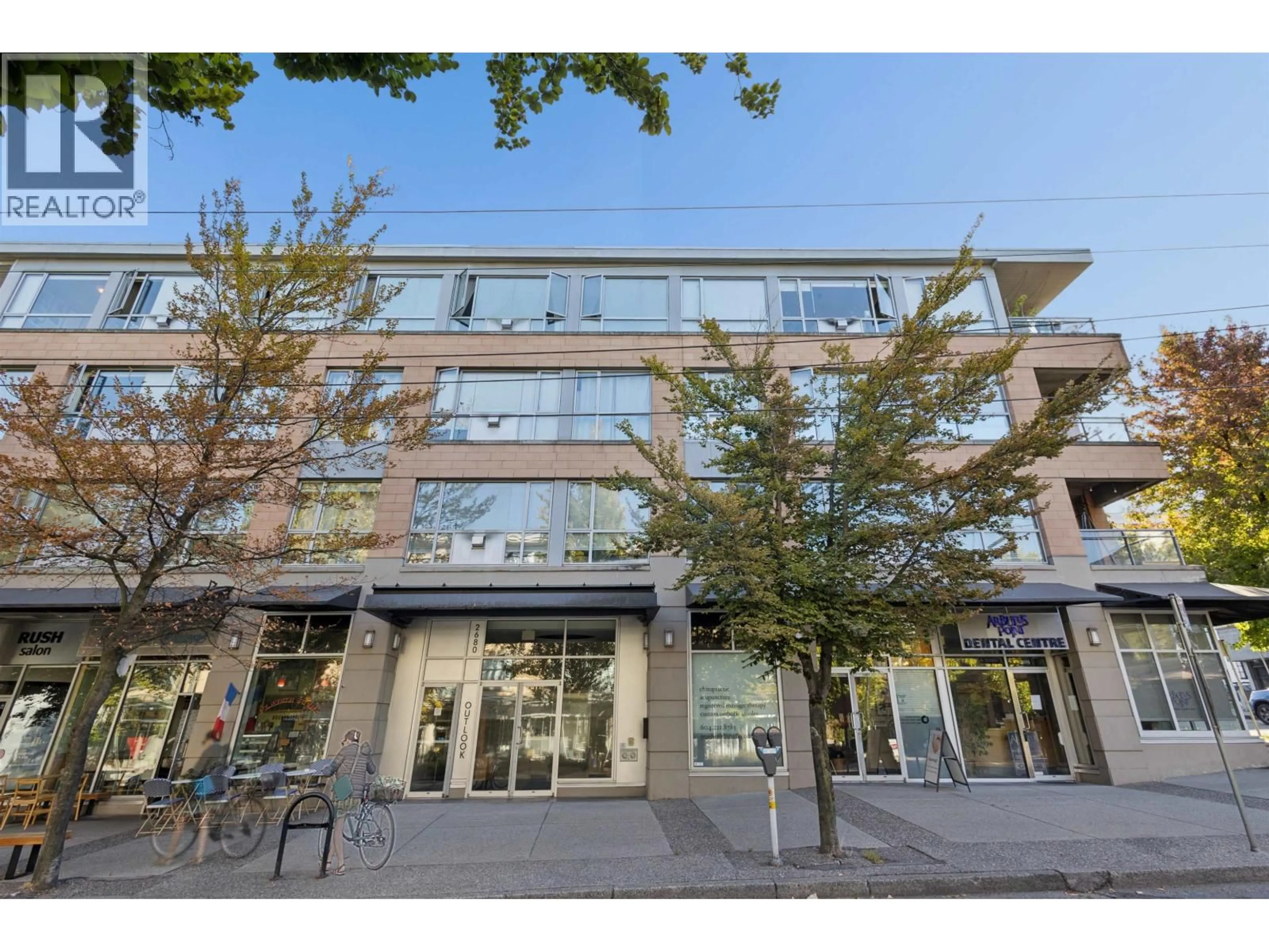 Patio, building for 307 - 2680 ARBUTUS STREET, Vancouver British Columbia V6J5L8