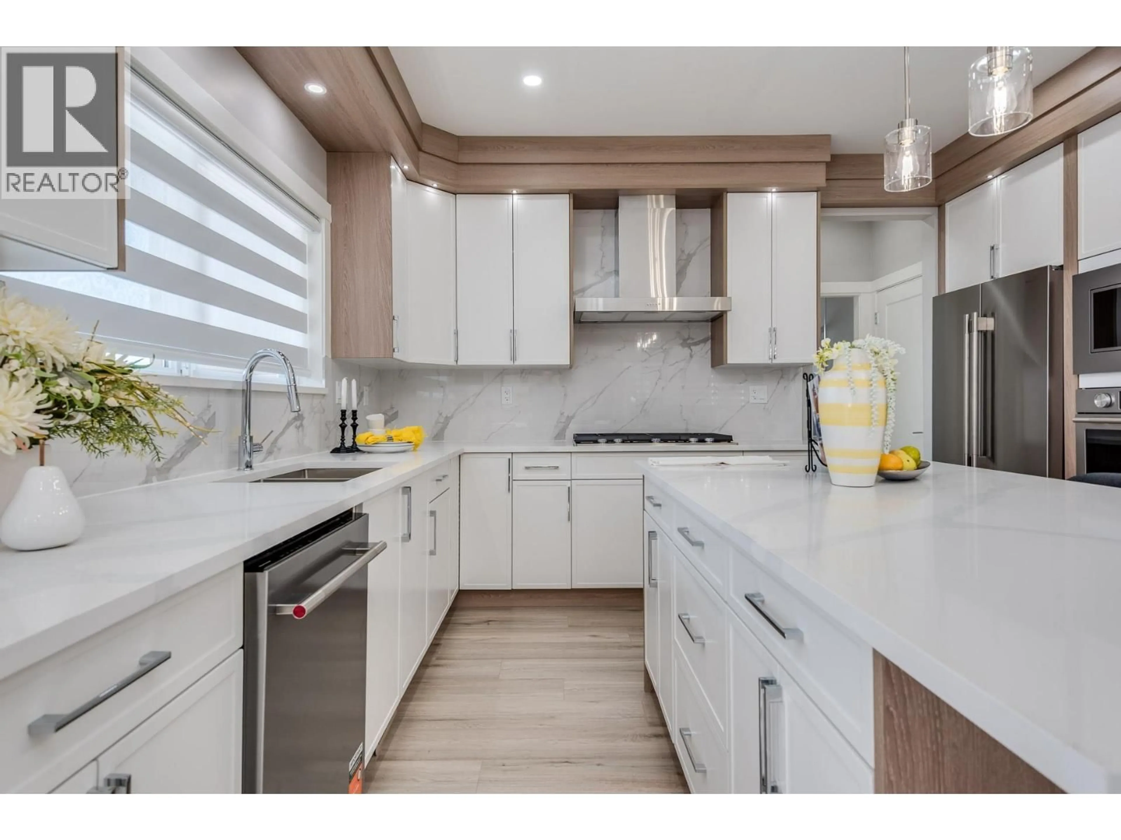 Contemporary kitchen, ceramic/tile floor for 3550 MONSON CRESCENT, Coquitlam British Columbia V3B0S2