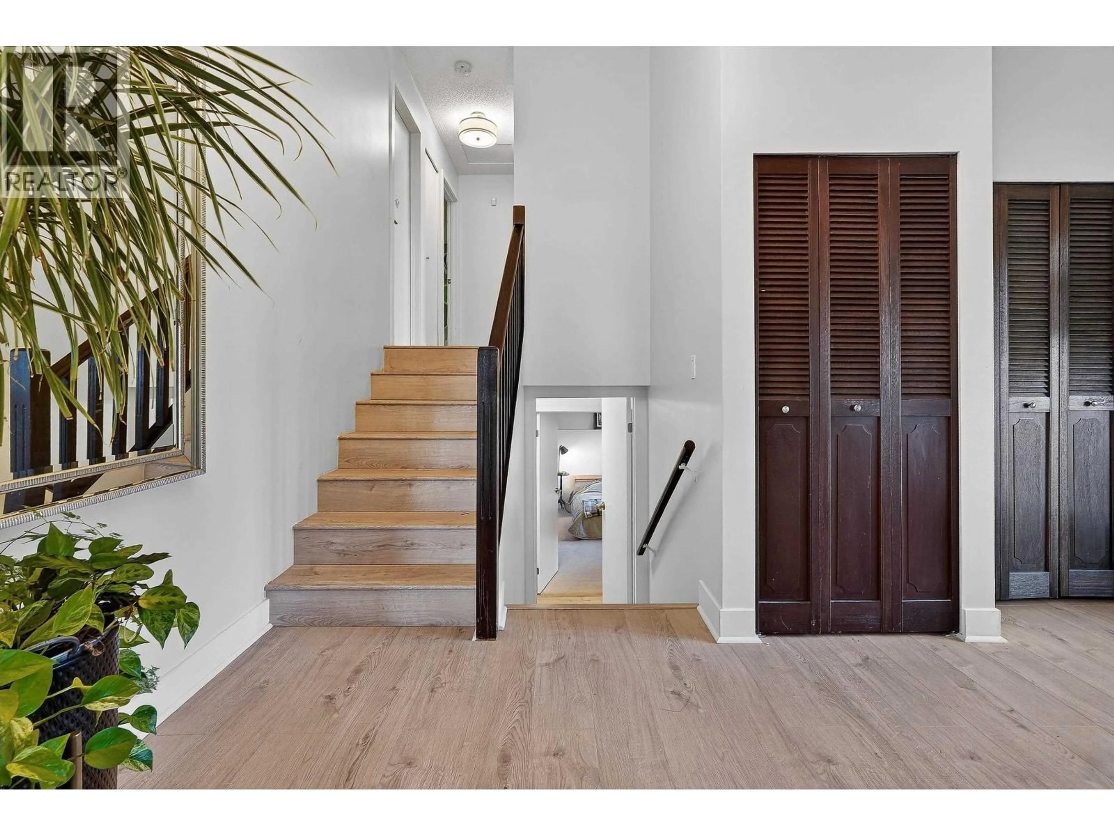 Indoor entryway for 1838 HARBOUR DRIVE, Coquitlam British Columbia V3J5W7
