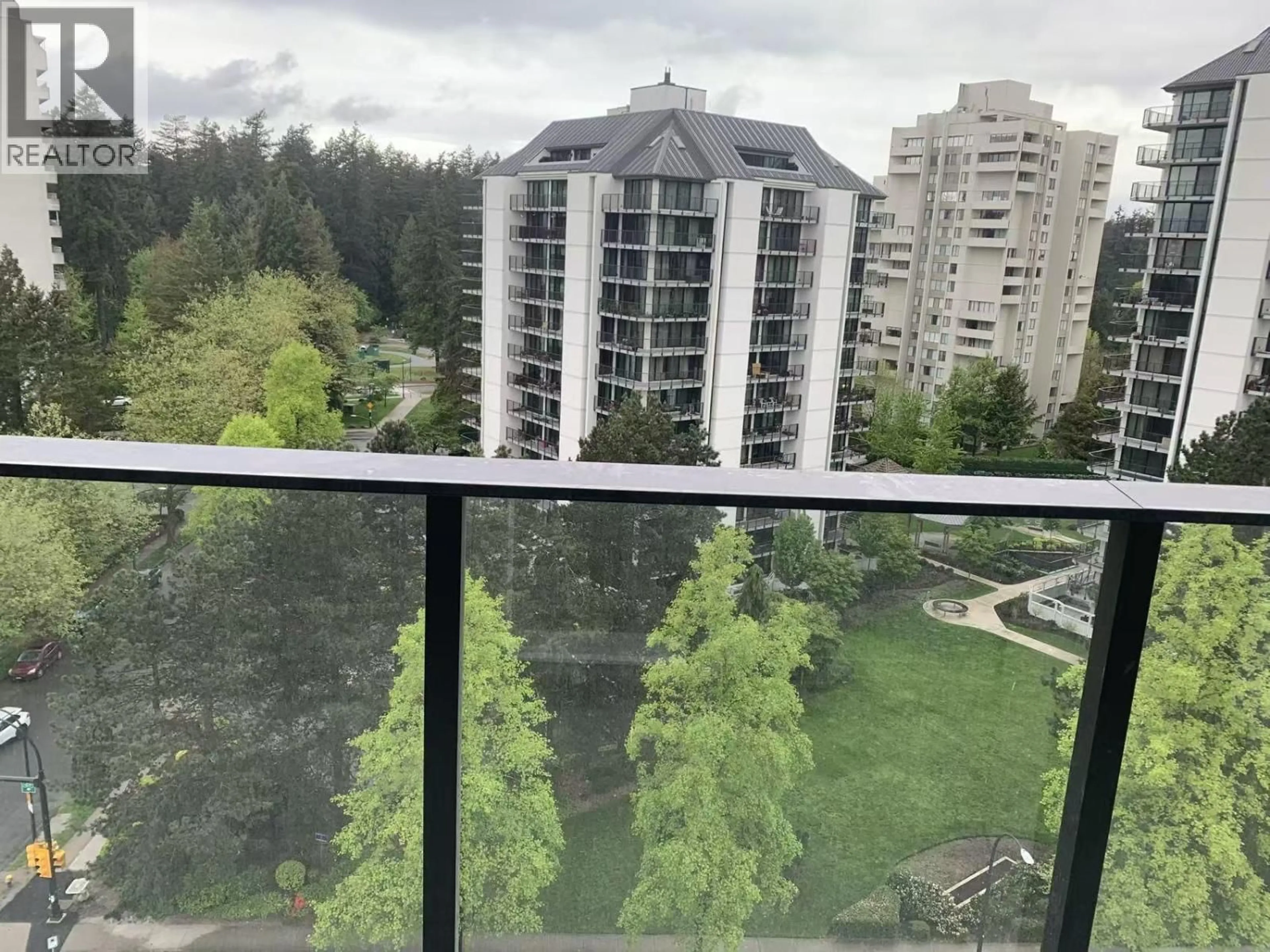 Balcony in the apartment, city buildings view from balcony for 1005 - 6468 WILLINGDON AVENUE, Burnaby British Columbia V5H0L3