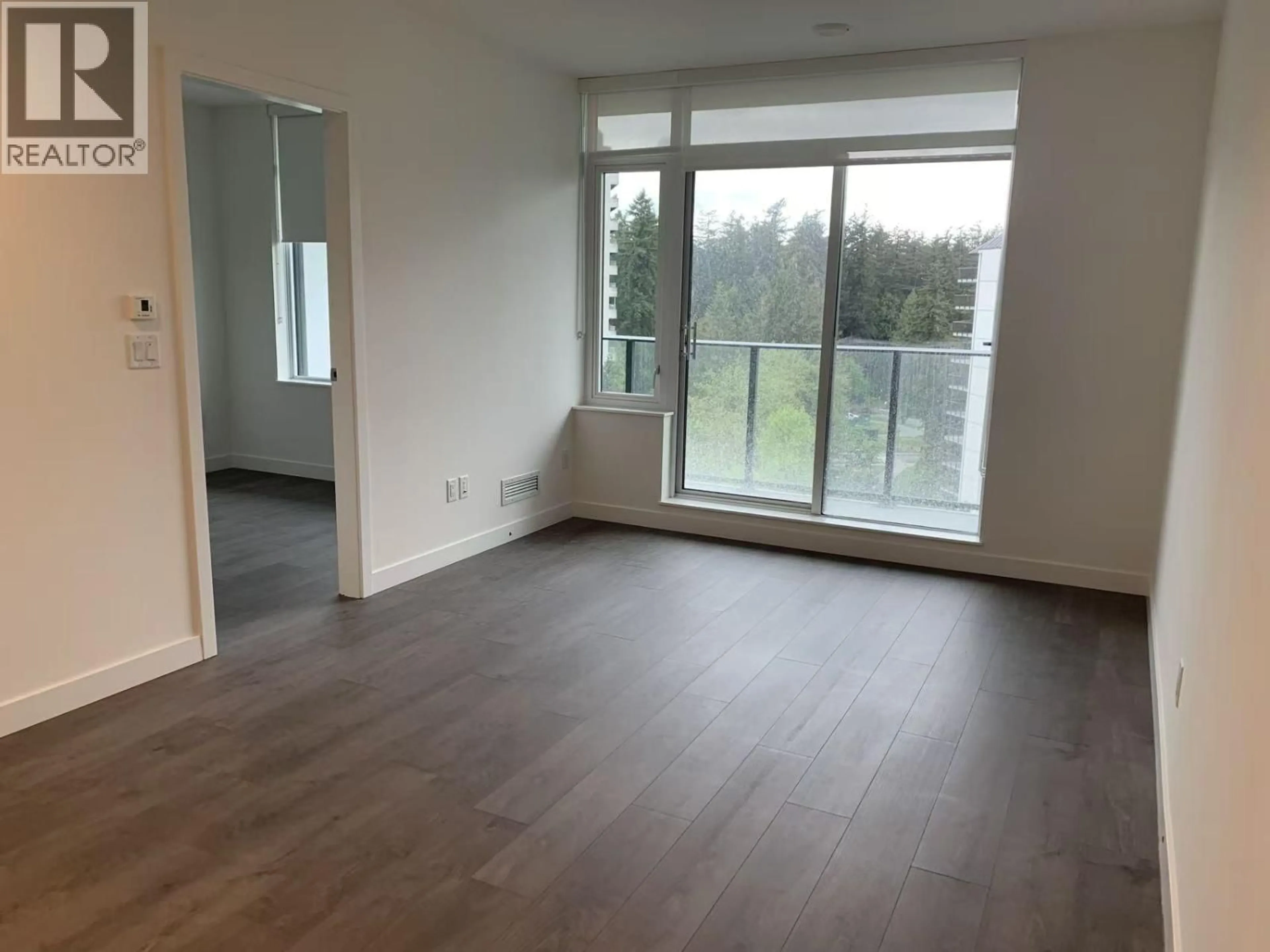 A pic of a room for 1005 - 6468 WILLINGDON AVENUE, Burnaby British Columbia V5H0L3