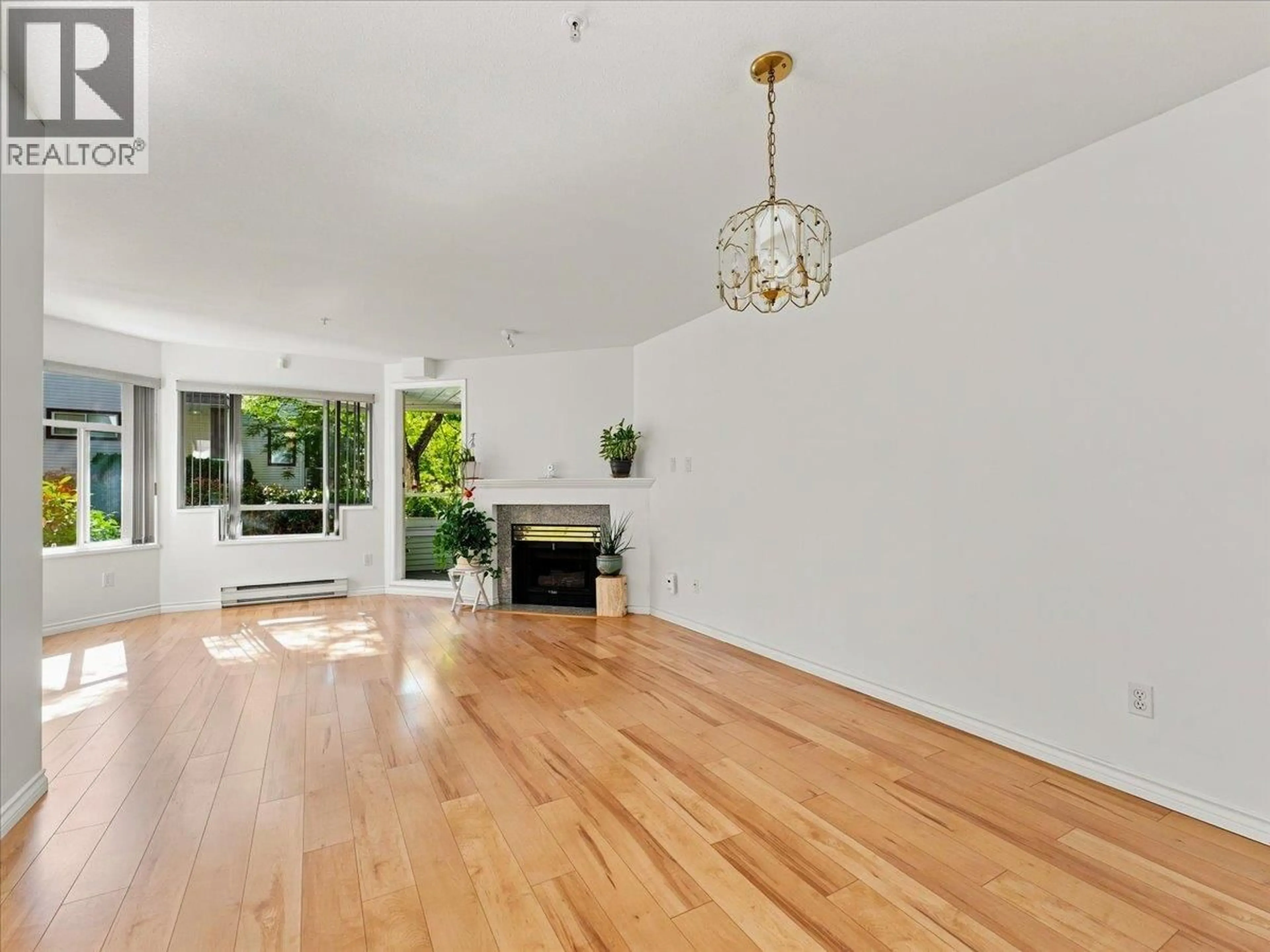 Unknown for 207 - 3638 RAE AVENUE, Vancouver British Columbia V5R2P5