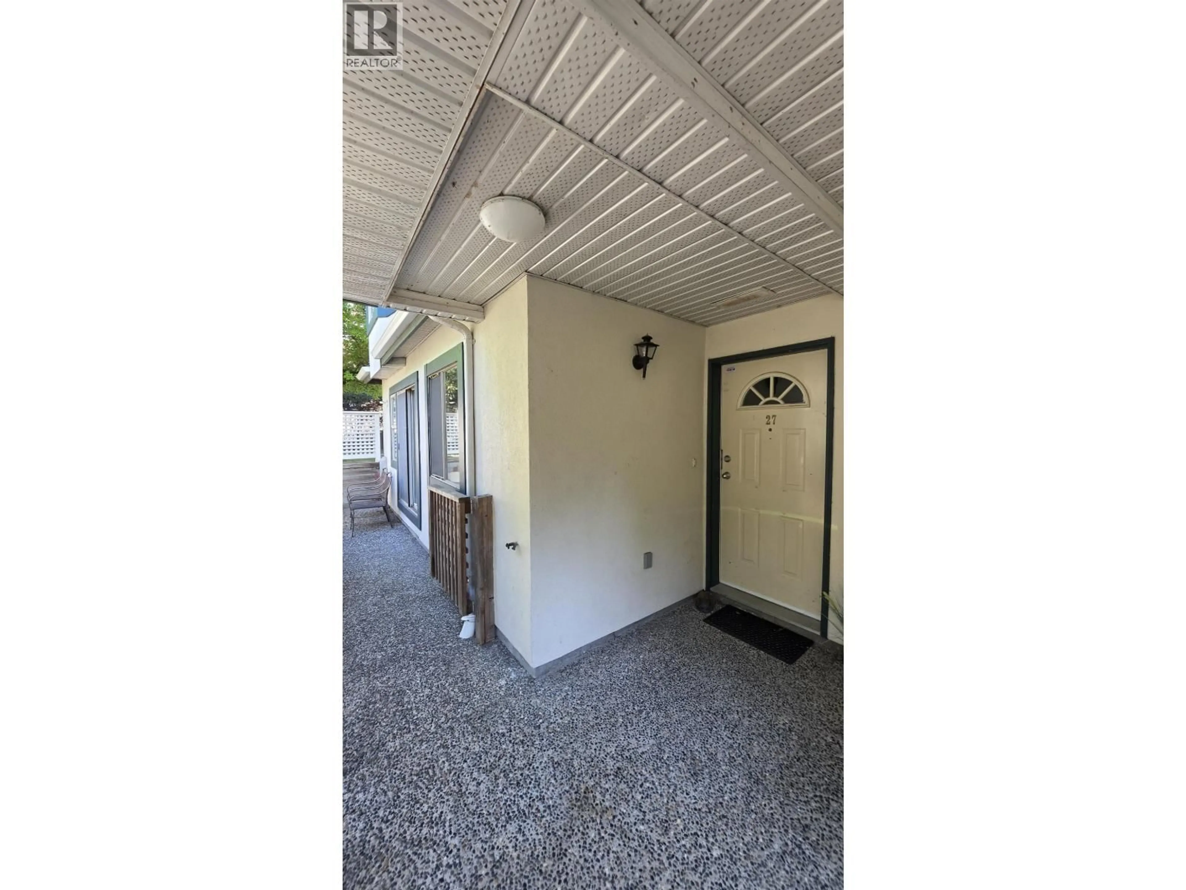 Unknown for 27 - 7520 18TH STREET, Burnaby British Columbia V3N4X7