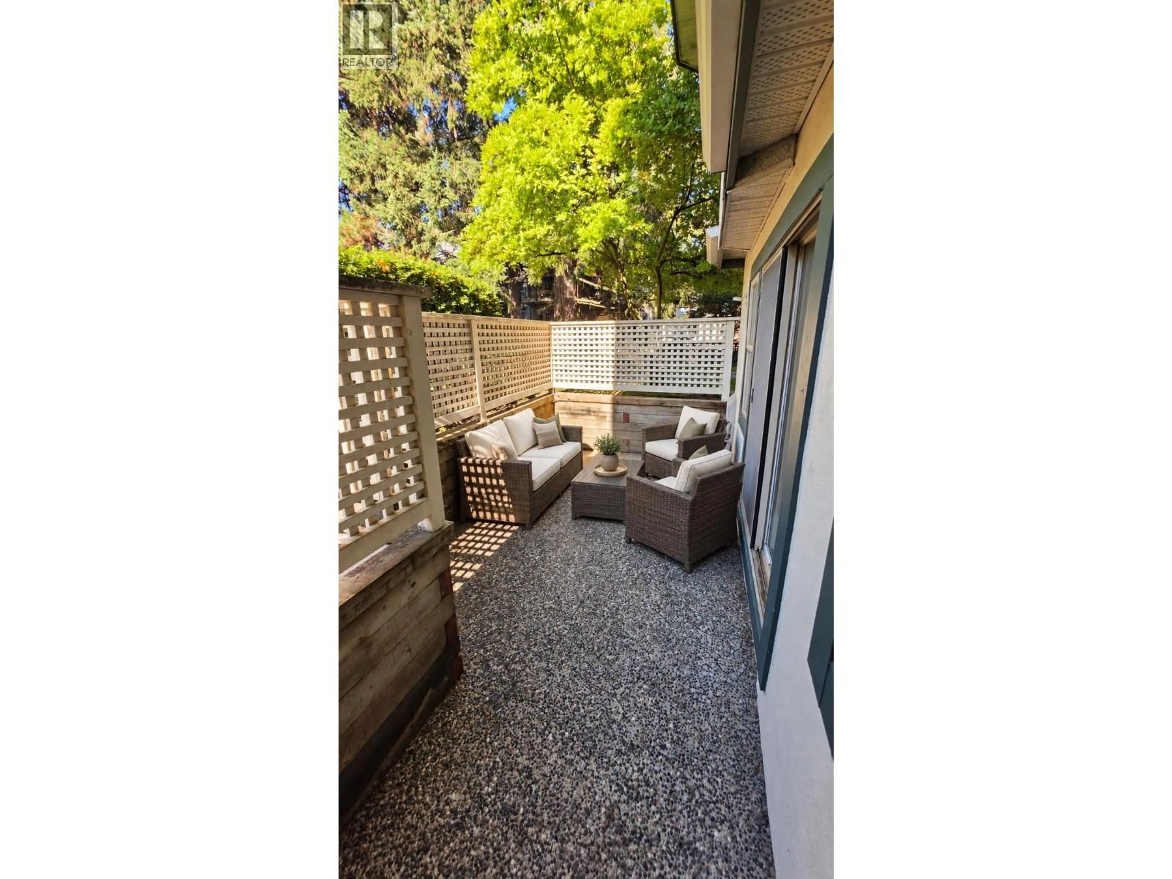 Patio, street for 27 - 7520 18TH STREET, Burnaby British Columbia V3N4X7