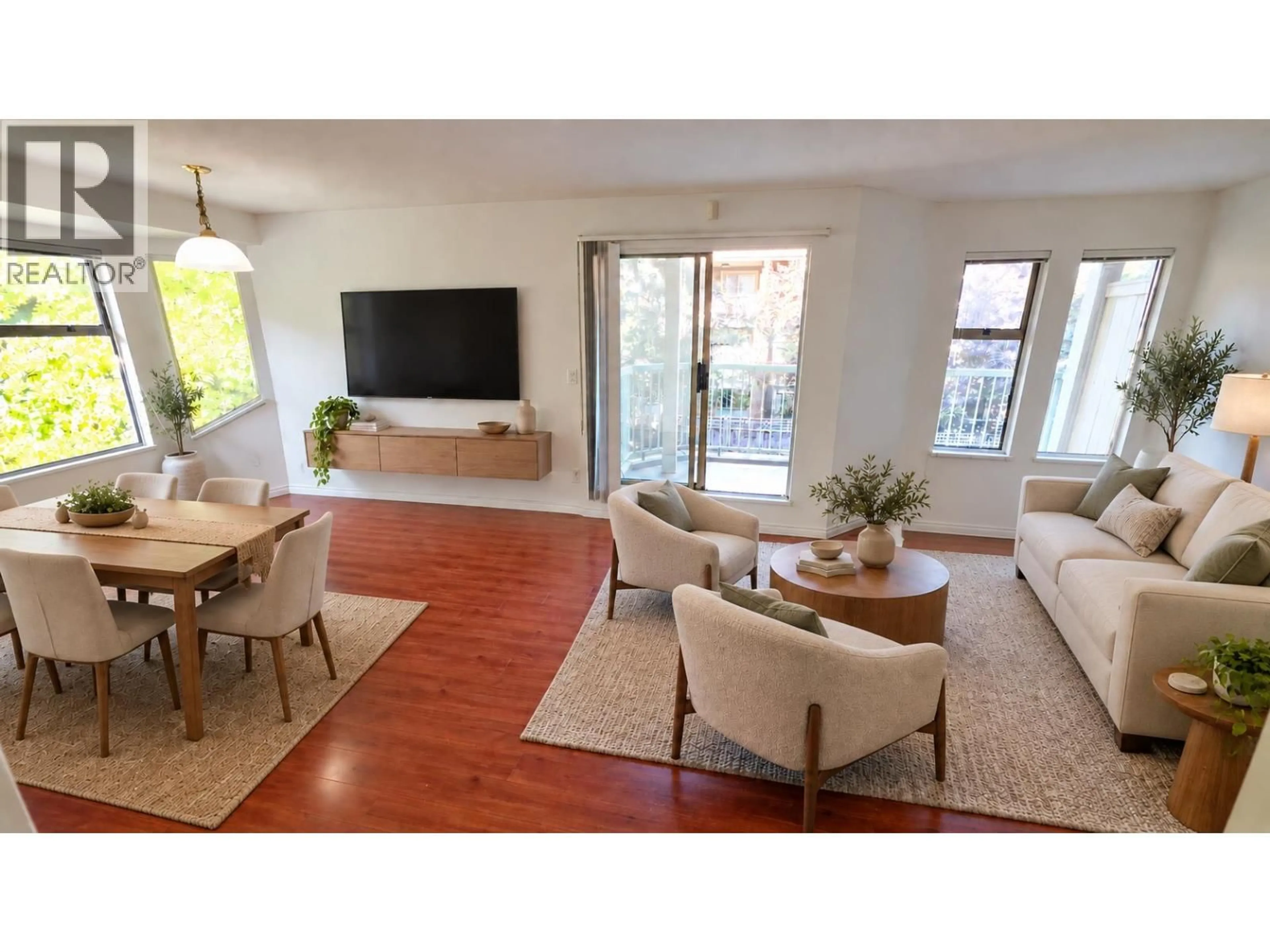 Living room with furniture, unknown for 27 - 7520 18TH STREET, Burnaby British Columbia V3N4X7