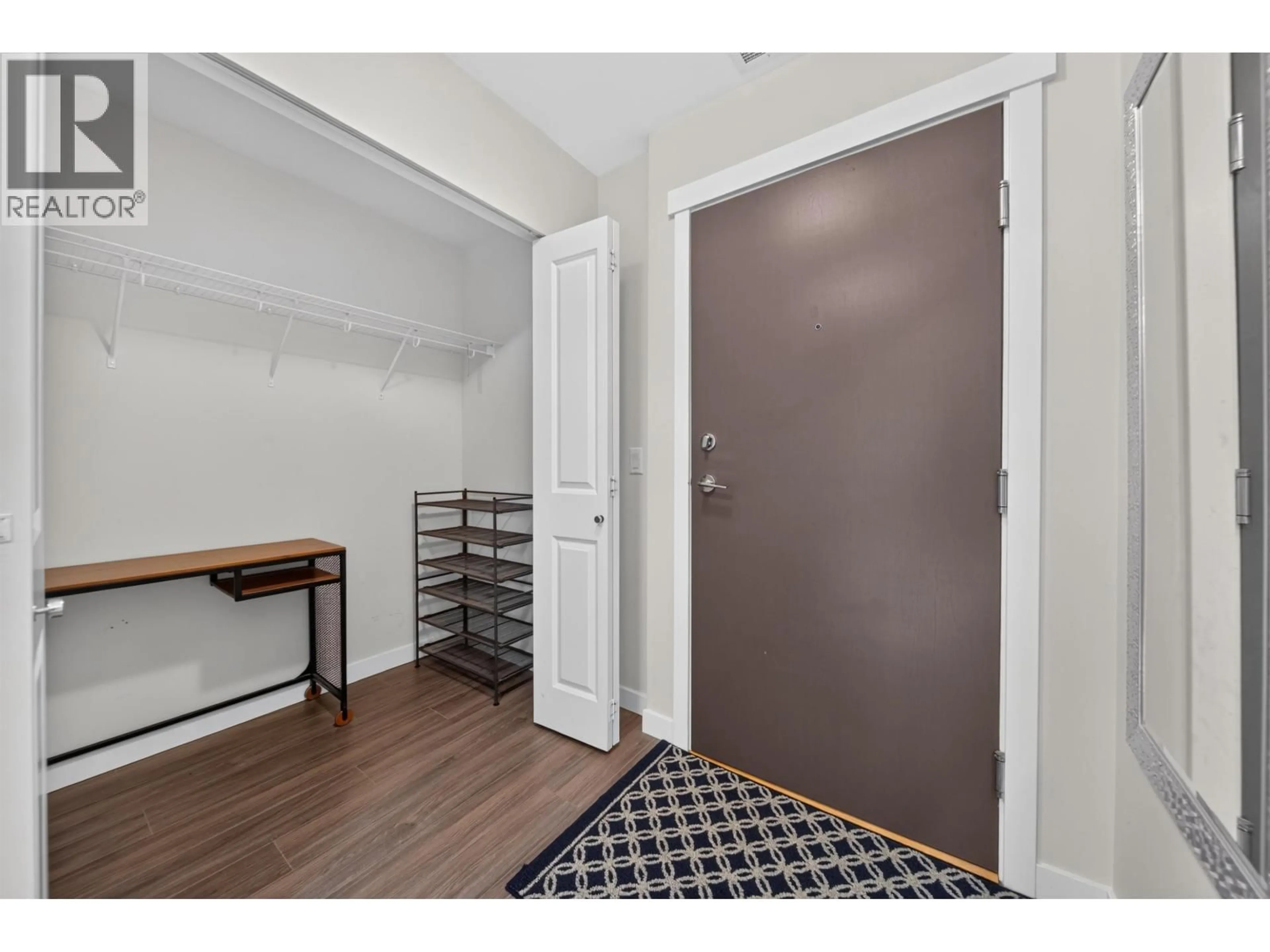 Indoor entryway for 311 - 9551 ALEXANDRA ROAD, Richmond British Columbia V6X0S6