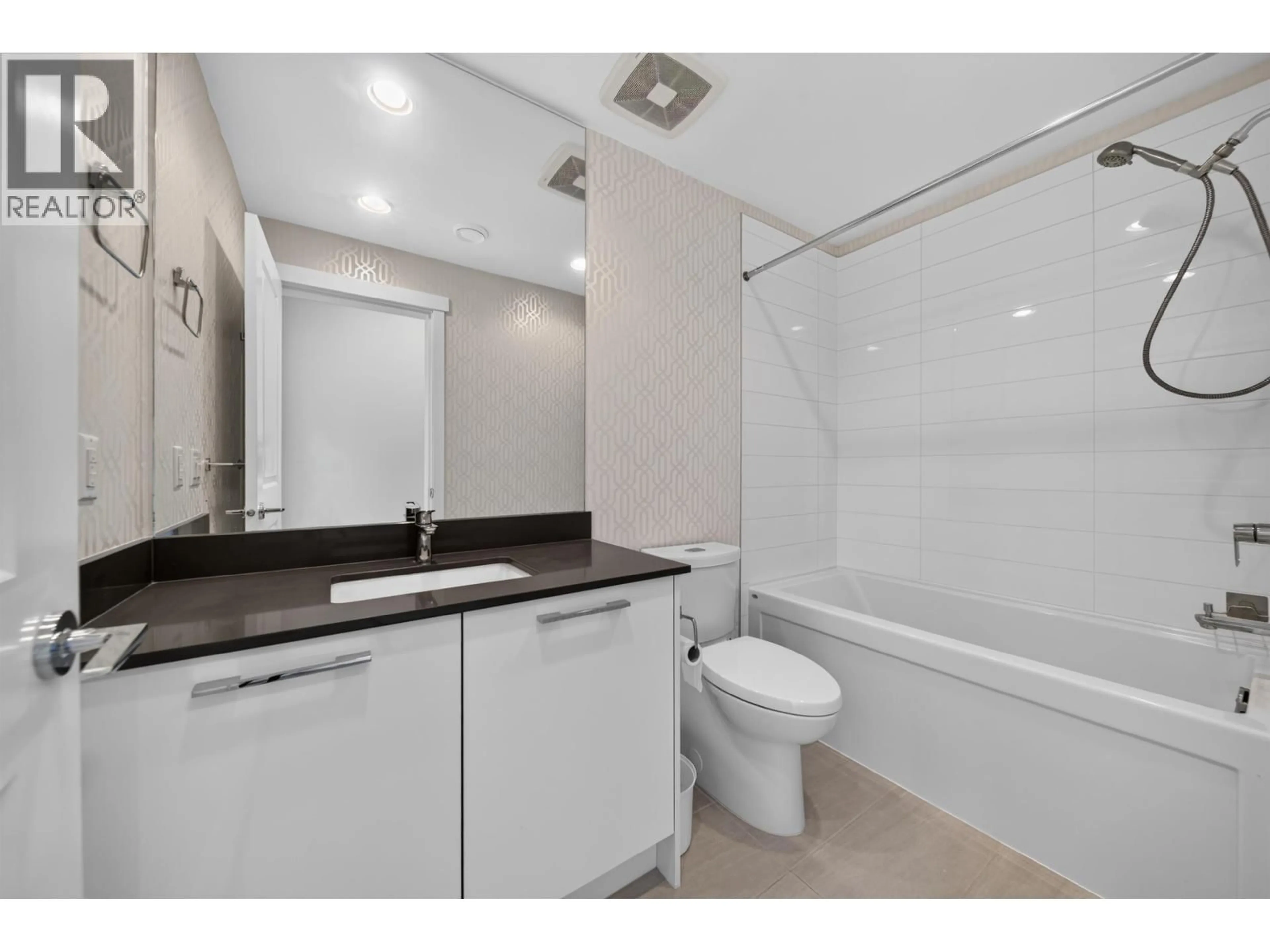 Standard bathroom, unknown for 311 - 9551 ALEXANDRA ROAD, Richmond British Columbia V6X0S6