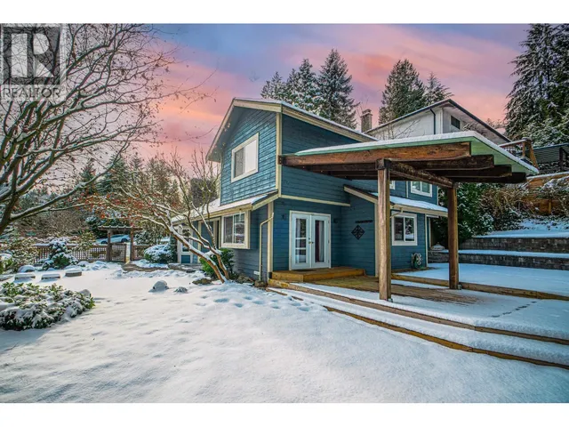 1936 CLARKE STREET, Port Moody 3