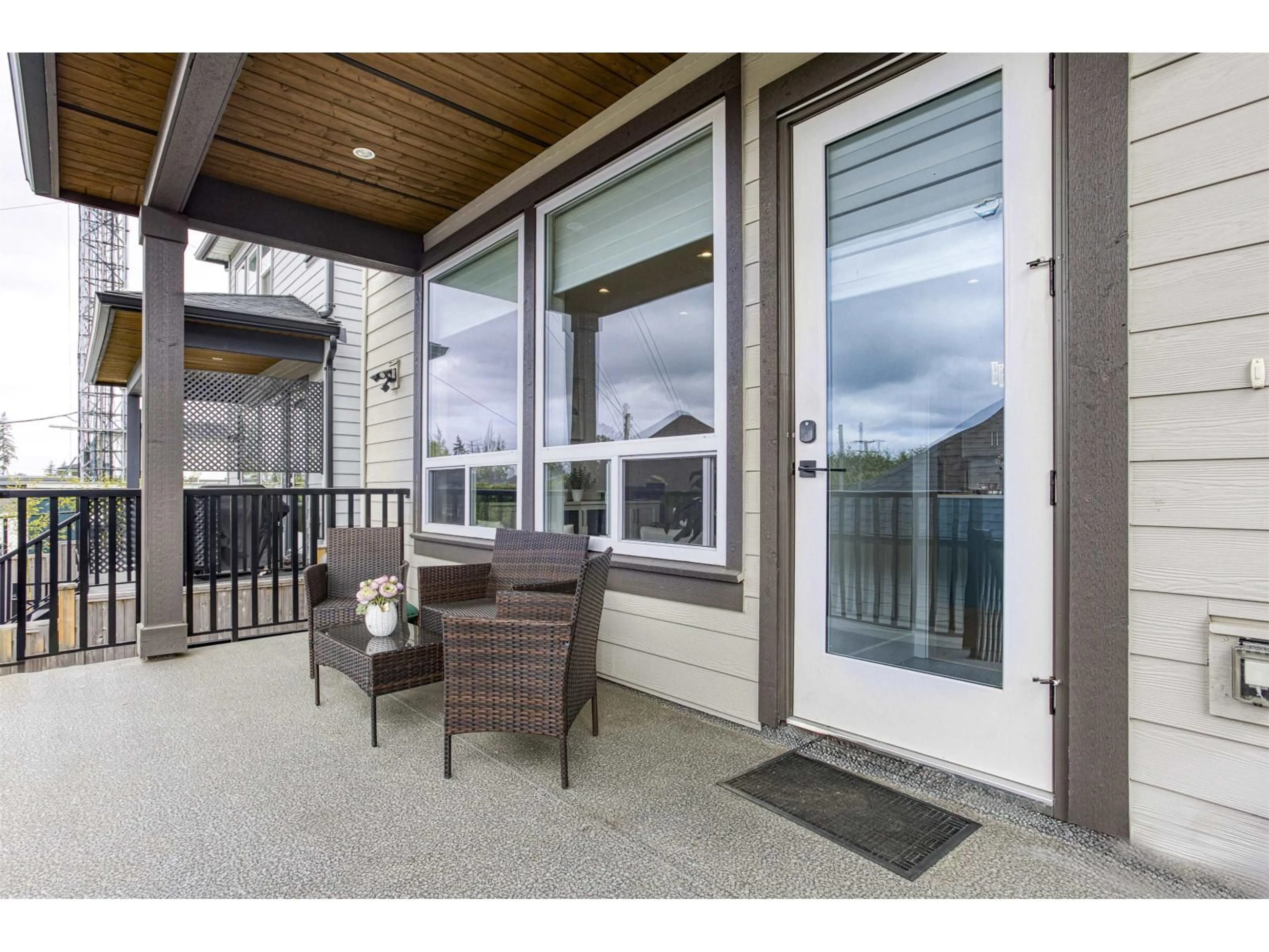 Patio, unknown for 16774 20A AVENUE, Surrey British Columbia V3Z9M9