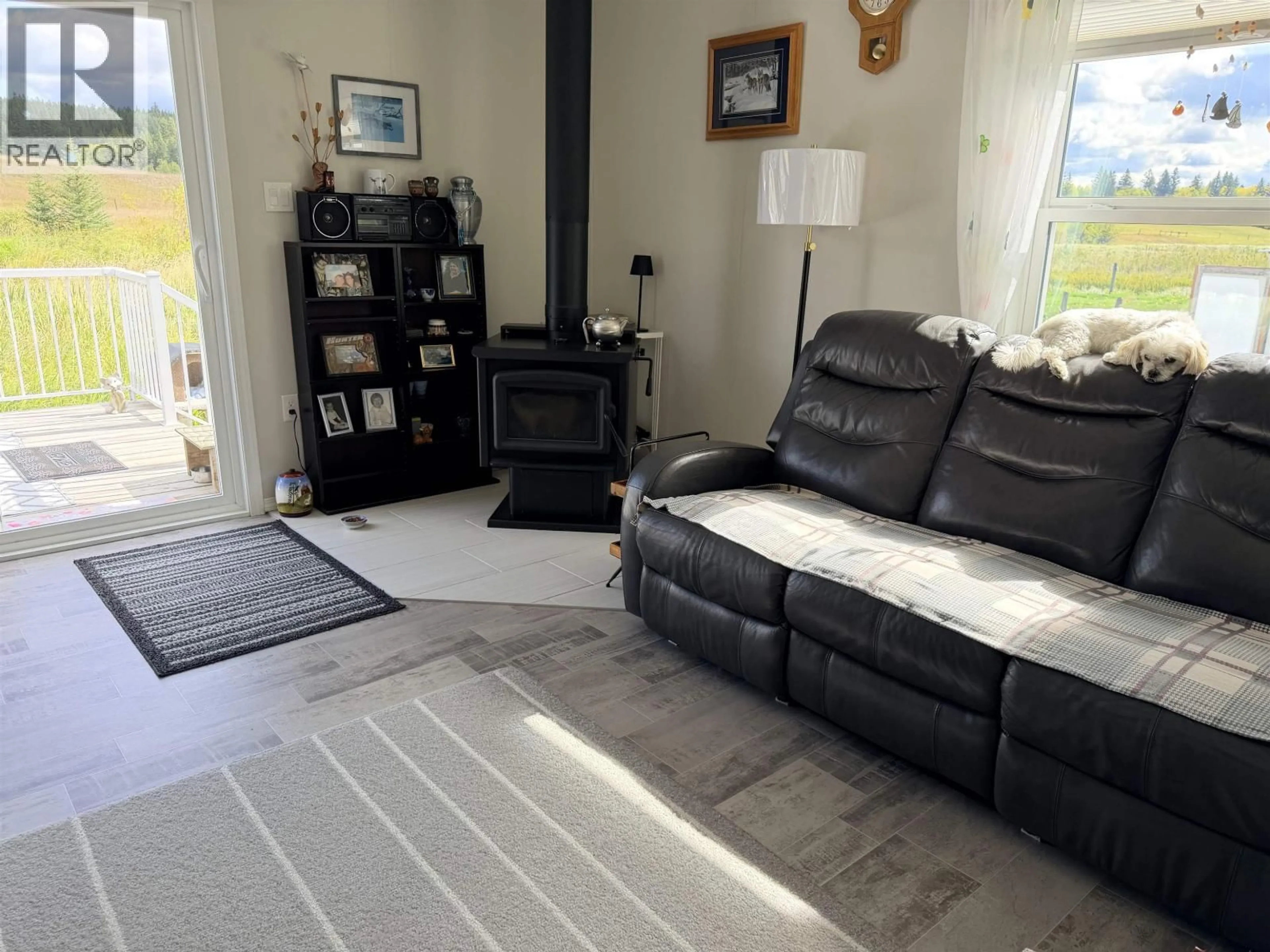 Living room with furniture, floor is not visible for 2741 ENTERPRISE ROAD, Williams Lake British Columbia V0K2G0