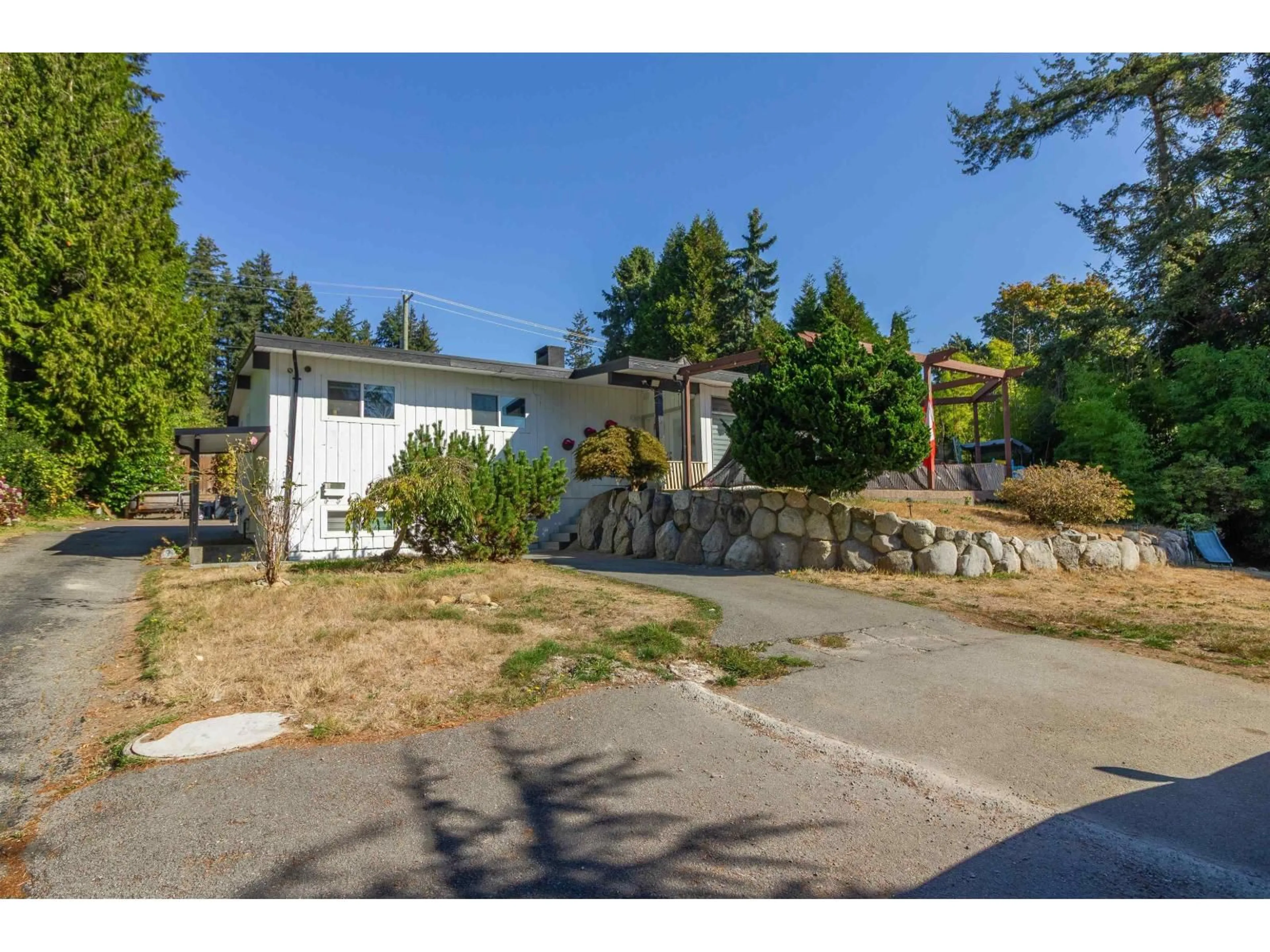 A pic from outside/outdoor area/front of a property/back of a property/a pic from drone, street for 14319 55A AVENUE, Surrey British Columbia V3X1B3