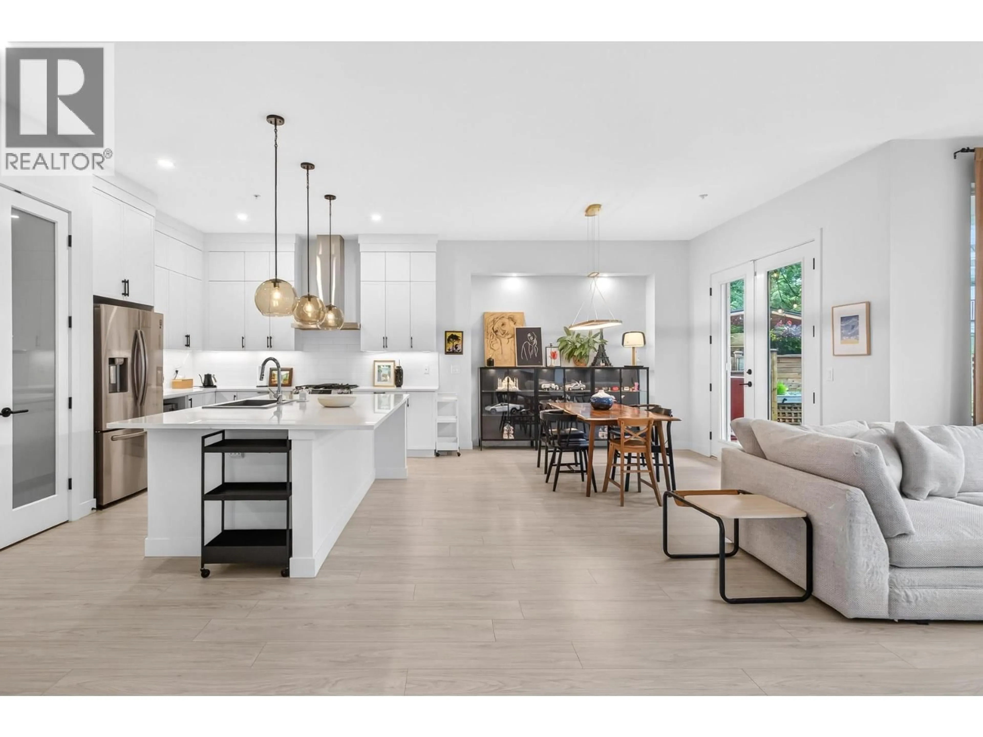 Open concept kitchen, ceramic/tile floor for 11328 230 STREET, Maple Ridge British Columbia V2X9S6