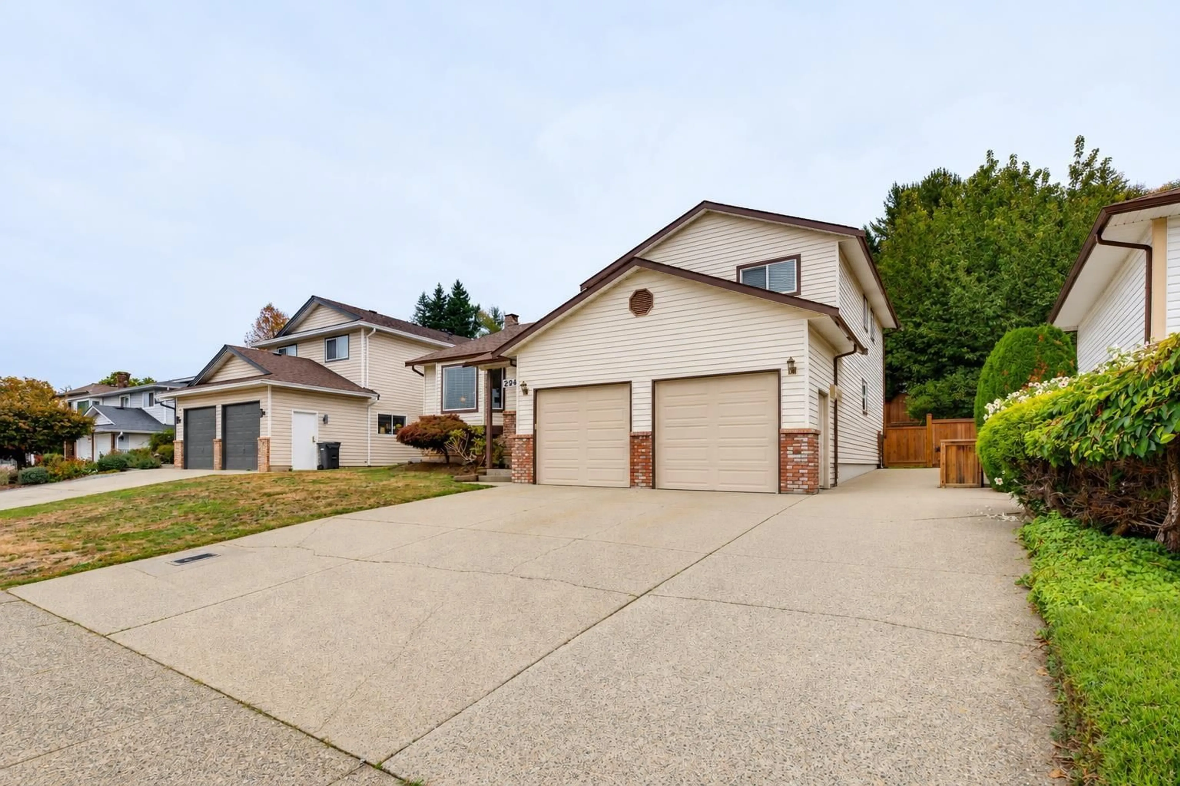 Unknown for 2924 GLENSHIEL DRIVE, Abbotsford British Columbia V3G1G8