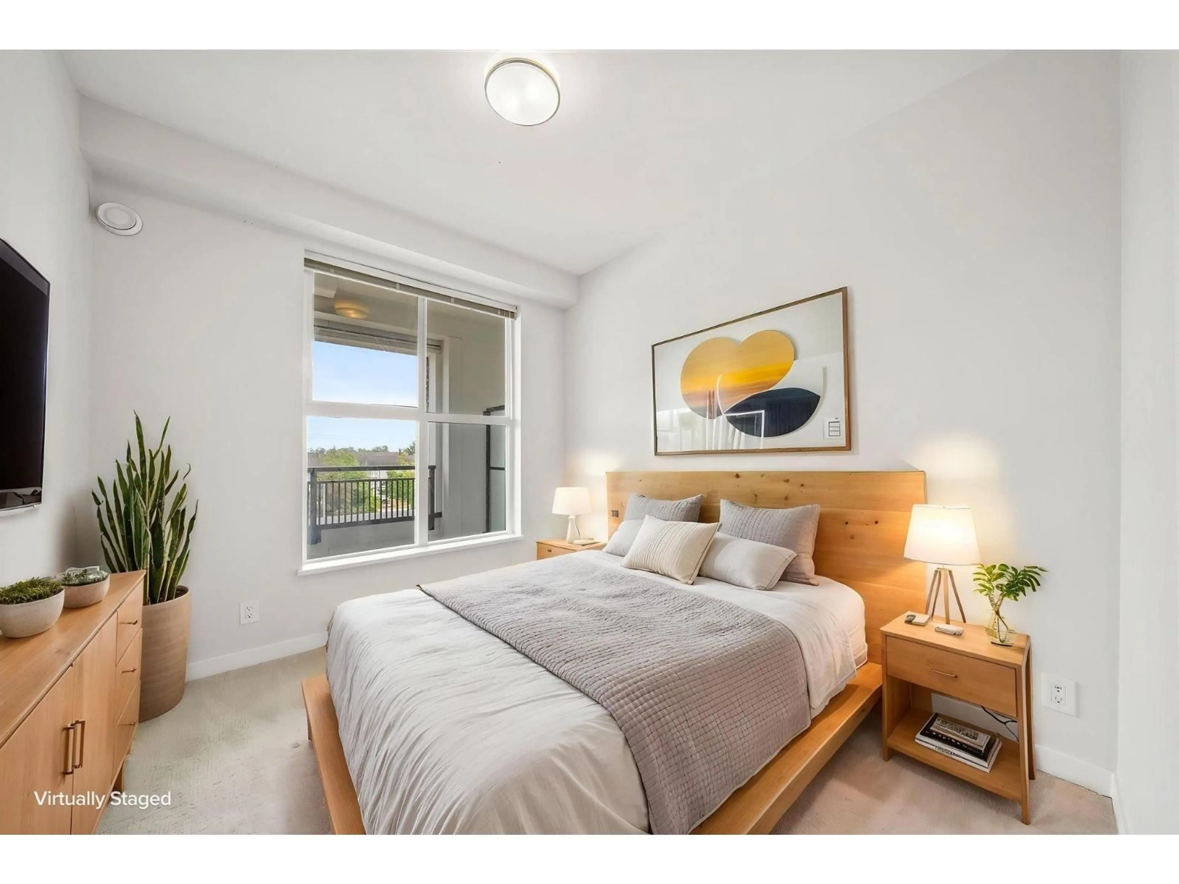 Bedroom with bed, wood/laminate floor for 8150 207 STREET, Langley British Columbia V2Y4J4