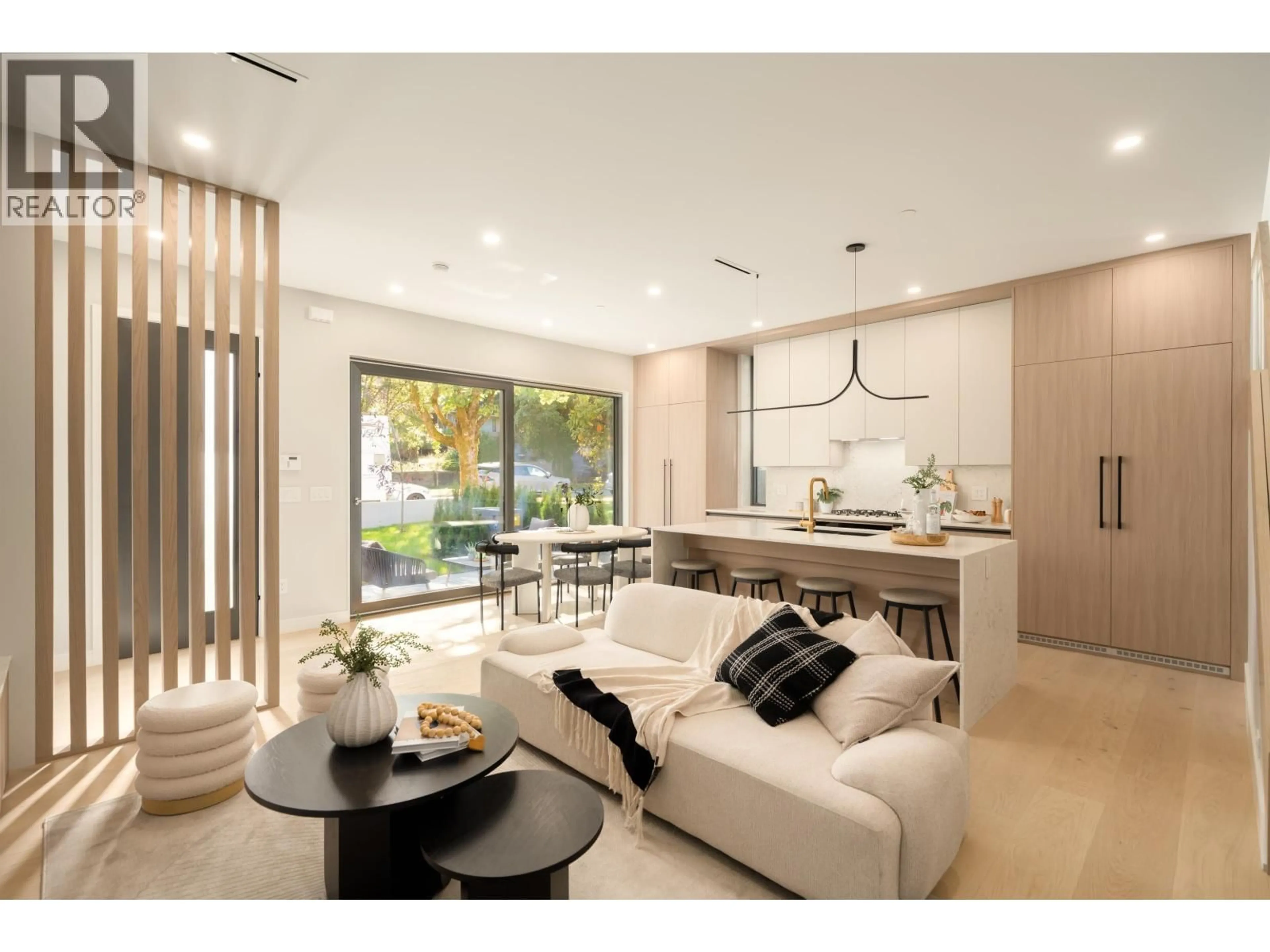 Unknown for 1 - 2941 29TH AVENUE, Vancouver British Columbia V6L1Y3