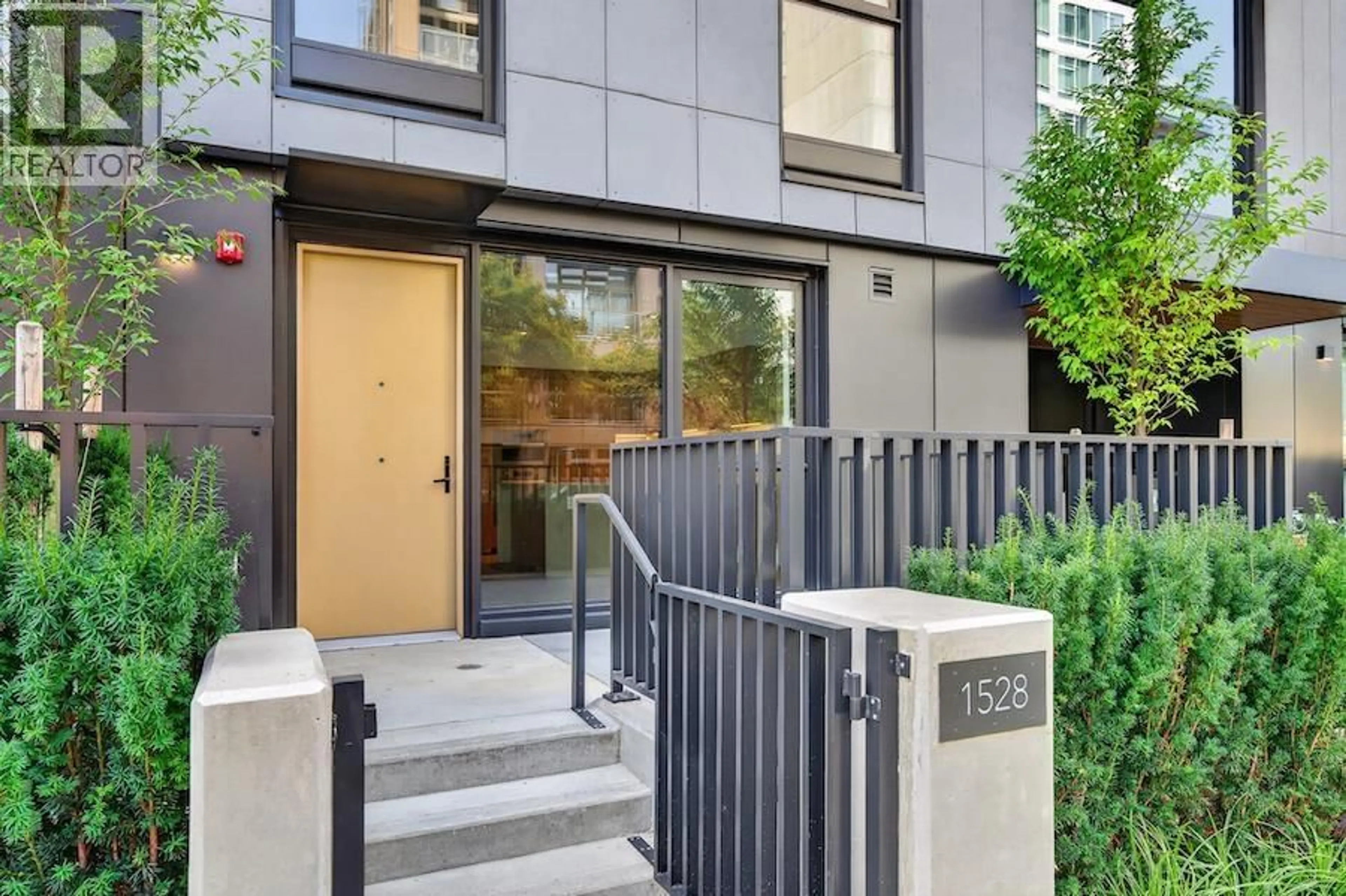 Unknown for 1528 6TH AVENUE, Vancouver British Columbia V6J0J9