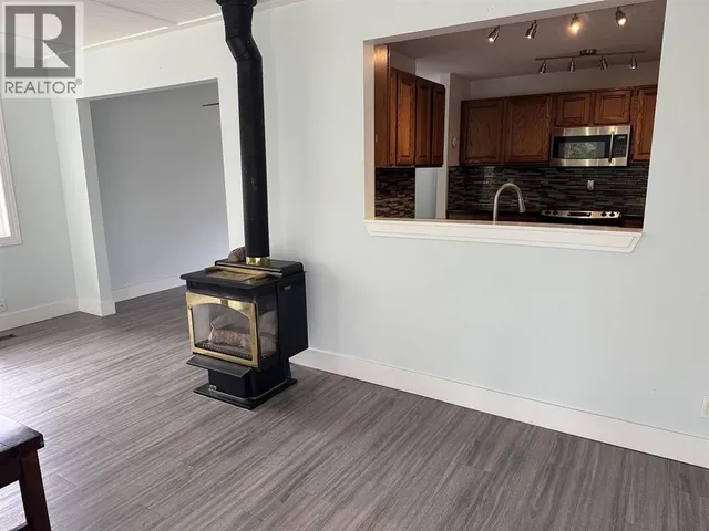 234 CENTENNIAL DRIVE, Mackenzie 5