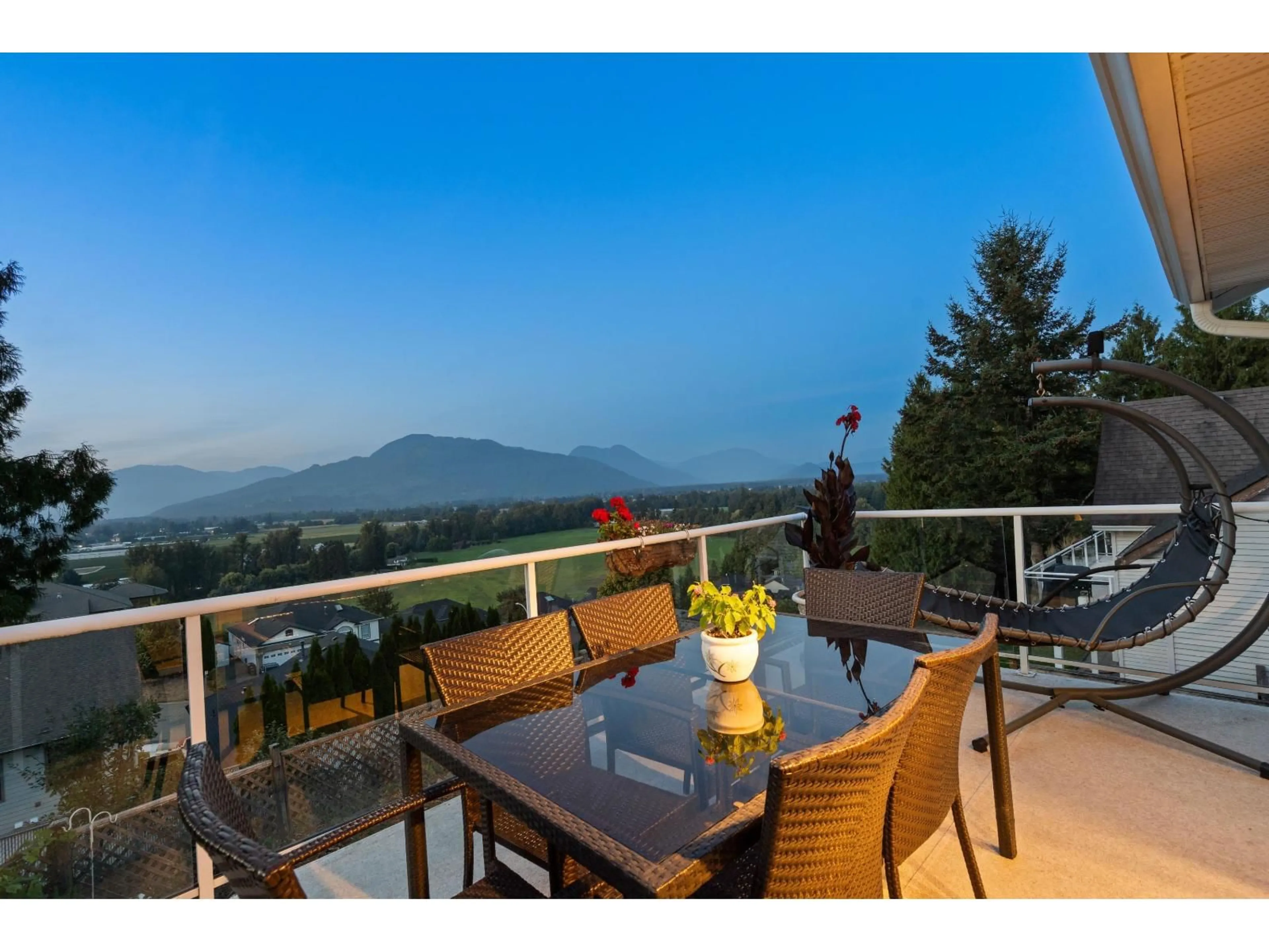 Patio, mountain view for 47465 SWALLOW CRESCENT, Chilliwack British Columbia V2P7P8