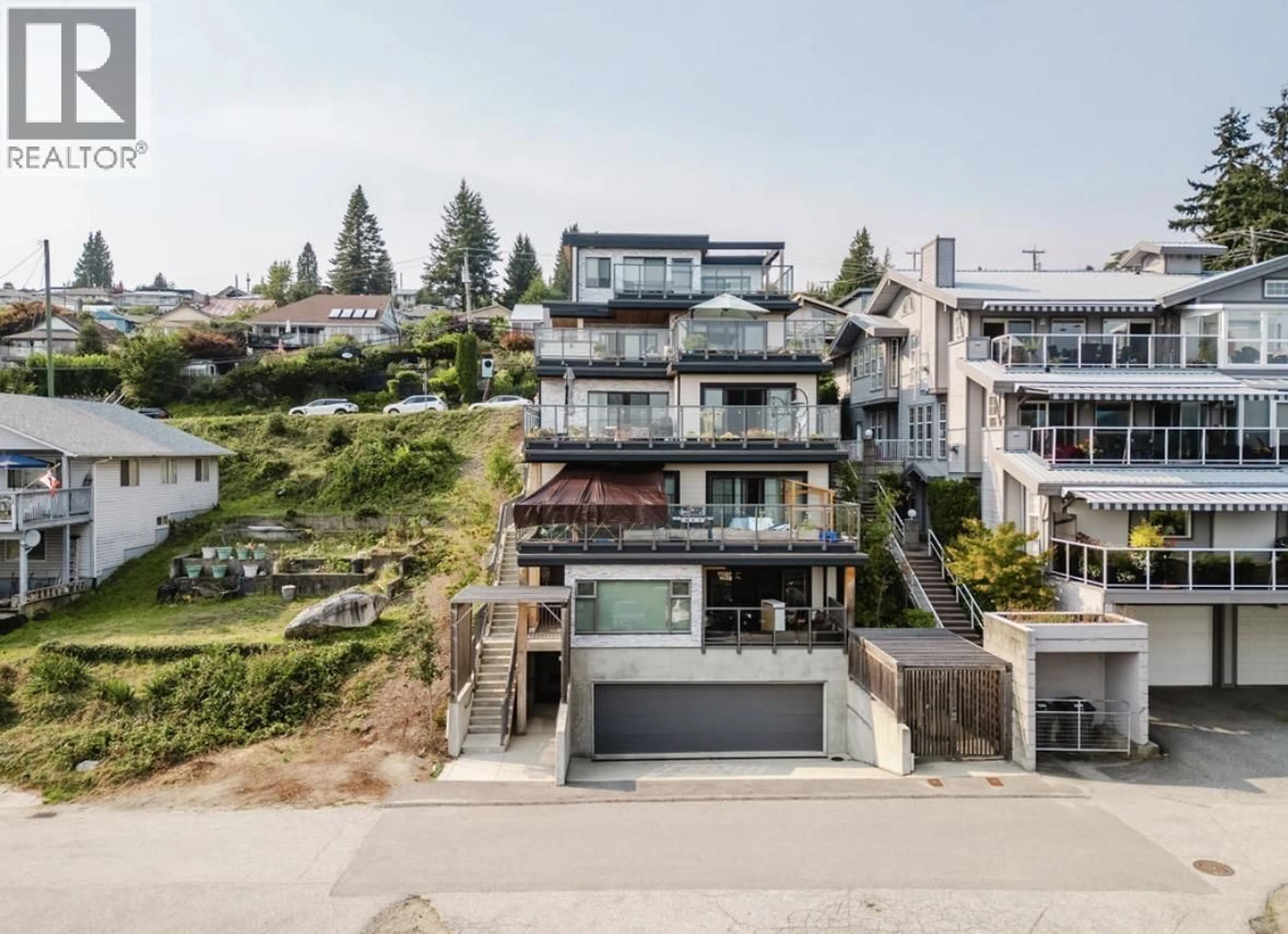A pic from outside/outdoor area/front of a property/back of a property/a pic from drone, unknown for 102 - 524 FLETCHER ROAD, Gibsons British Columbia V0N1V0
