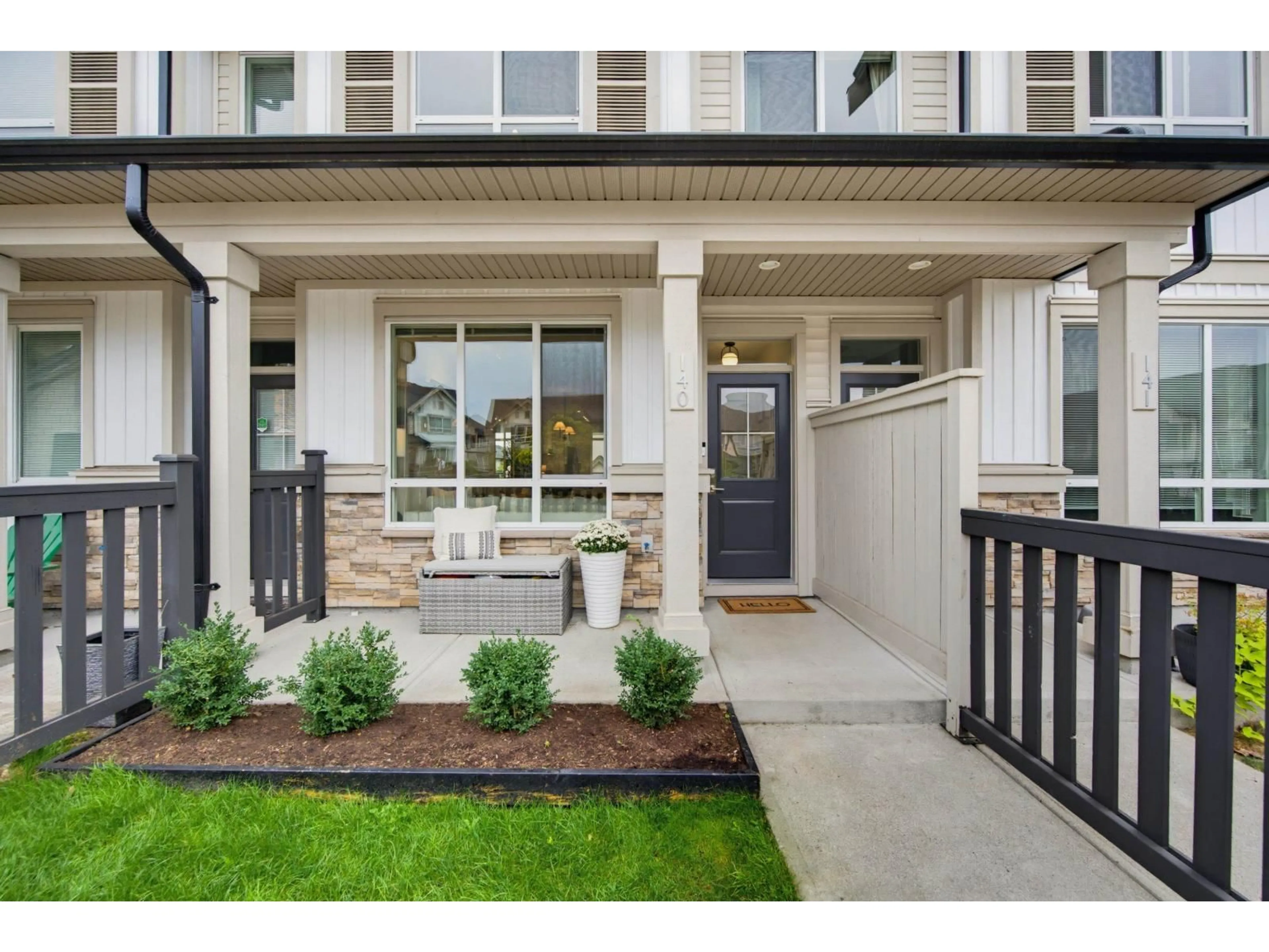 Indoor entryway for 140 - 30930 WESTRIDGE PLACE, Abbotsford British Columbia V2T0H6