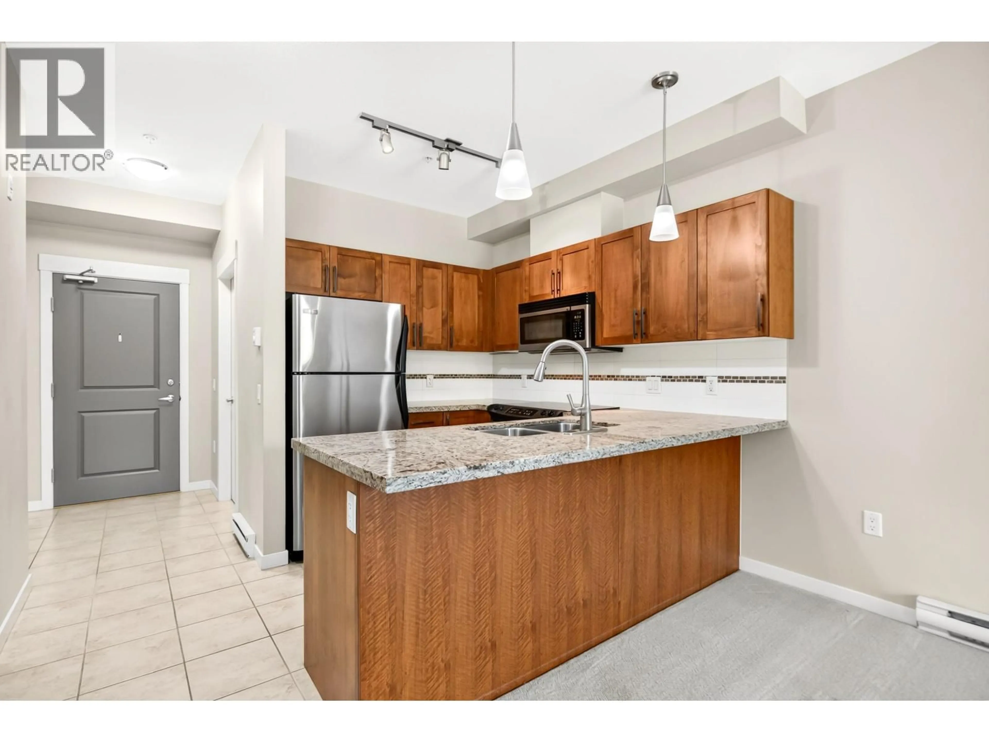 Standard kitchen, unknown for 217 - 11950 HARRIS ROAD, Pitt Meadows British Columbia V3Y0B7