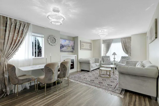 205 - 14960 102A AVENUE, Surrey 3