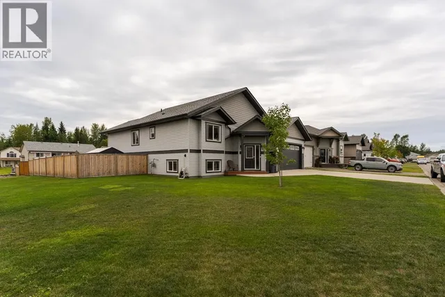 5355 WOODVALLEY DRIVE, Prince George 2