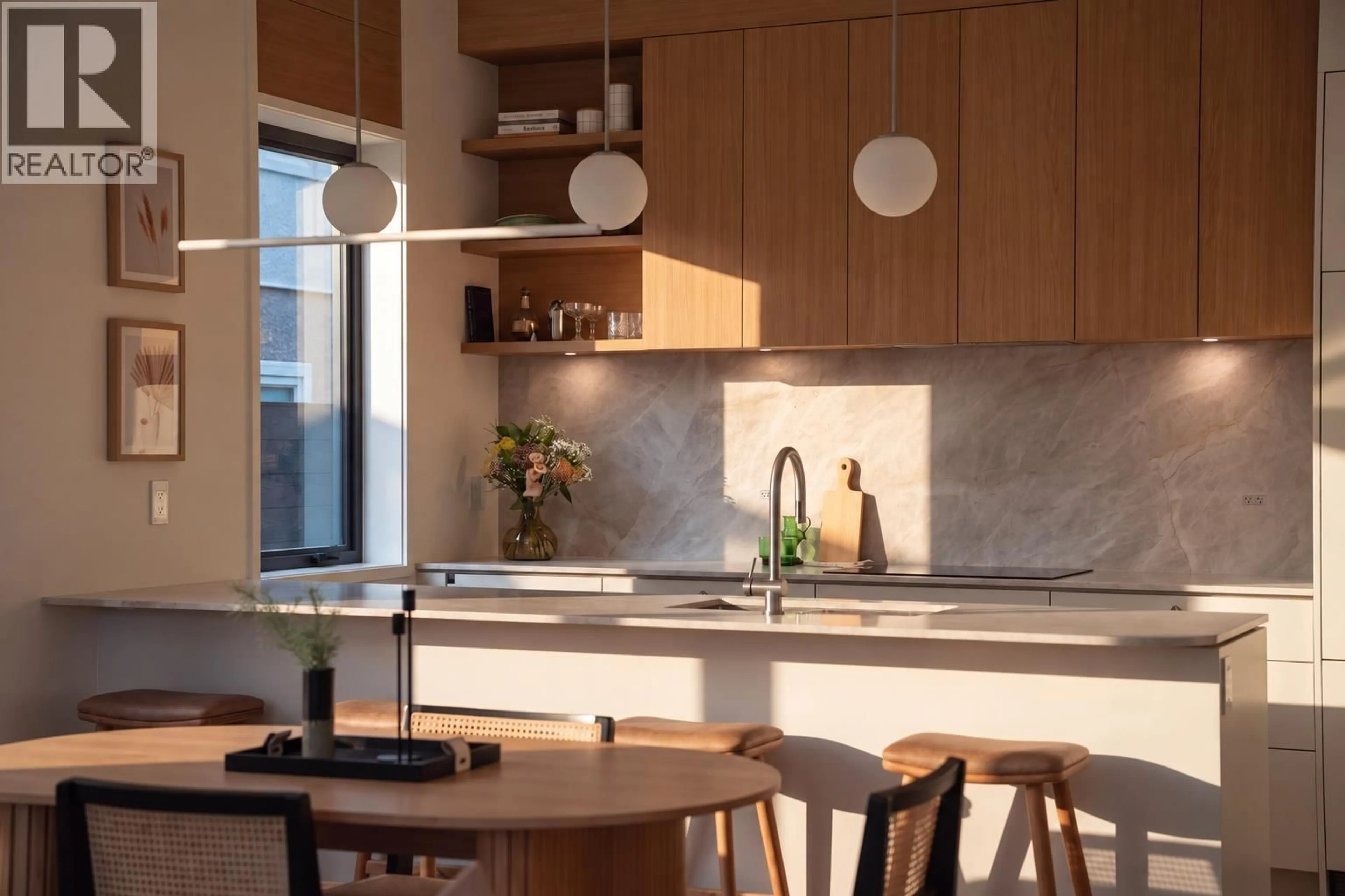 Contemporary kitchen, unknown for 3 - 164 38TH AVENUE, Vancouver British Columbia V5W1H1