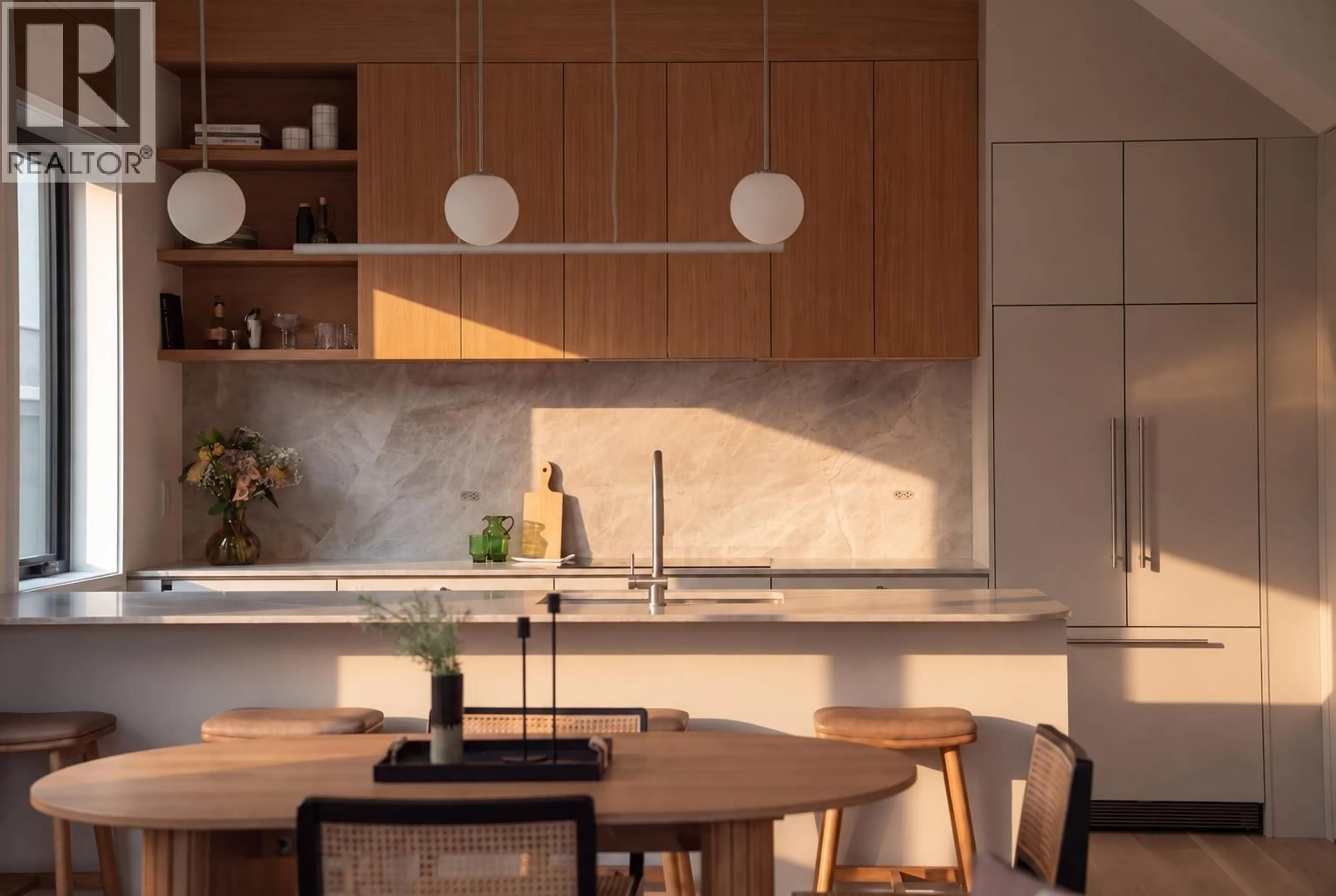 Contemporary kitchen, unknown for 3 - 164 38TH AVENUE, Vancouver British Columbia V5W1H1