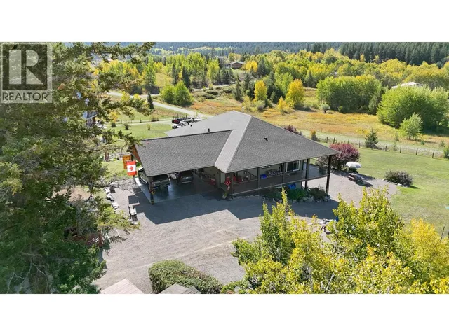 4162 LAC LA HACHE STATION ROAD, Lac La Hache 2