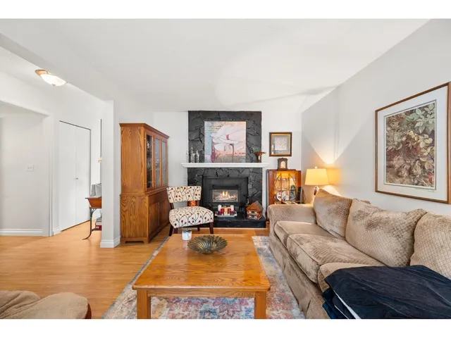 19412 62 AVENUE, Surrey 3