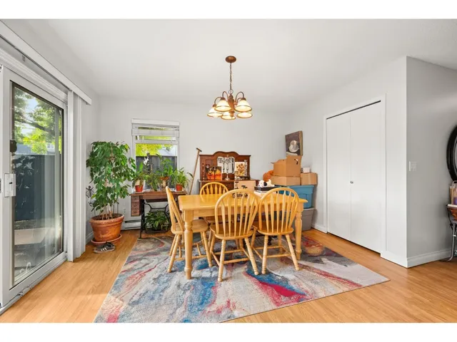 19412 62 AVENUE, Surrey 5