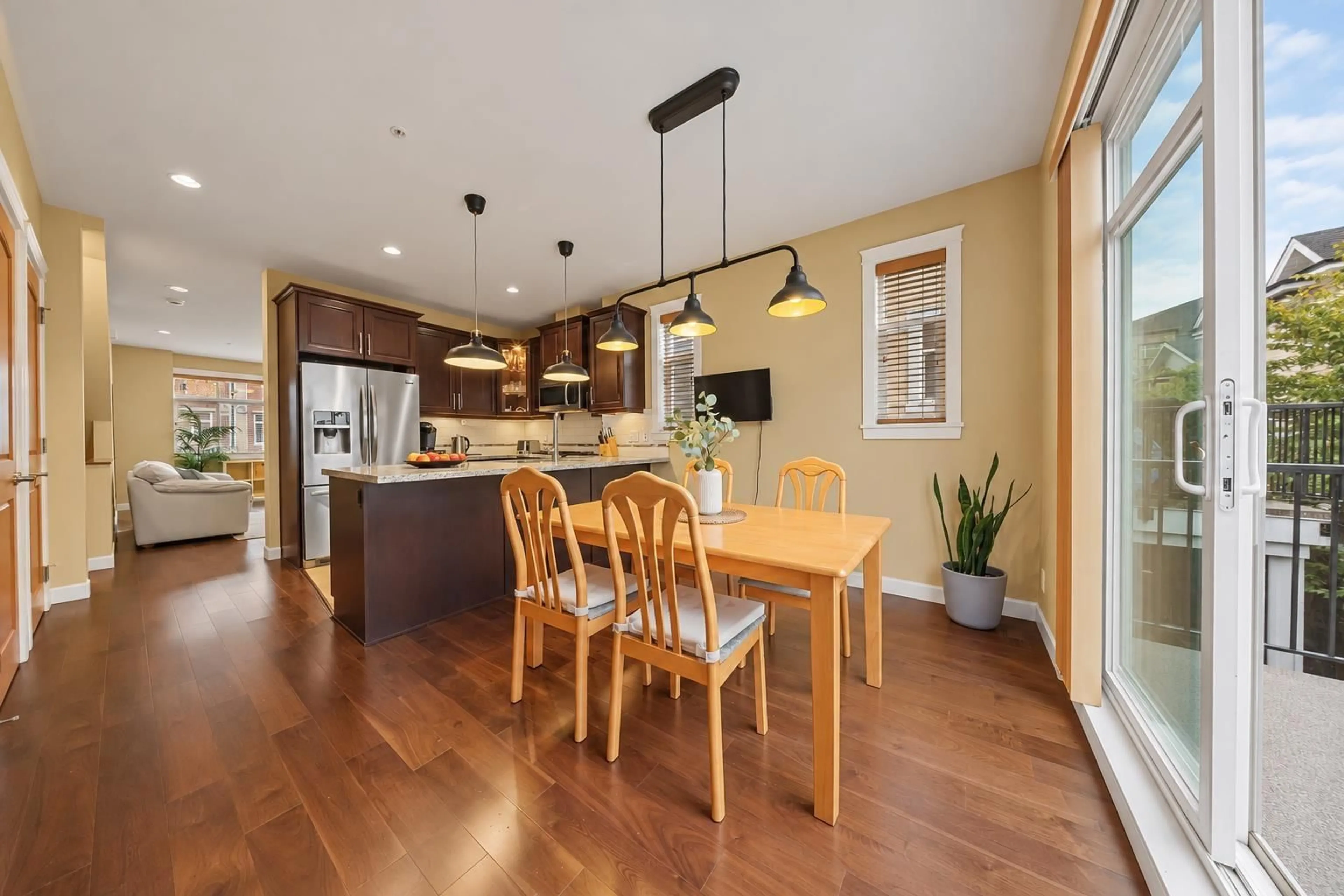 Open concept kitchen, wood/laminate floor for 94 - 8068 207 STREET, Langley British Columbia V2Y0M9